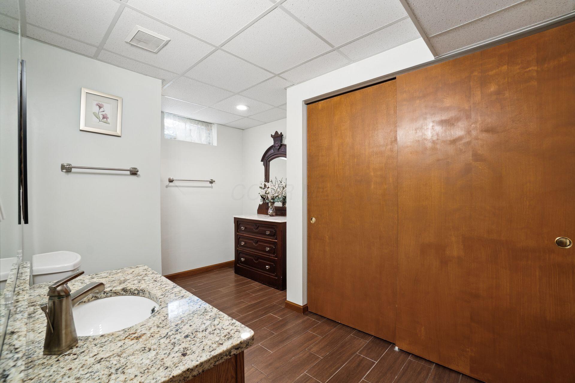1402 Pegwood Drive Property Photo 19
