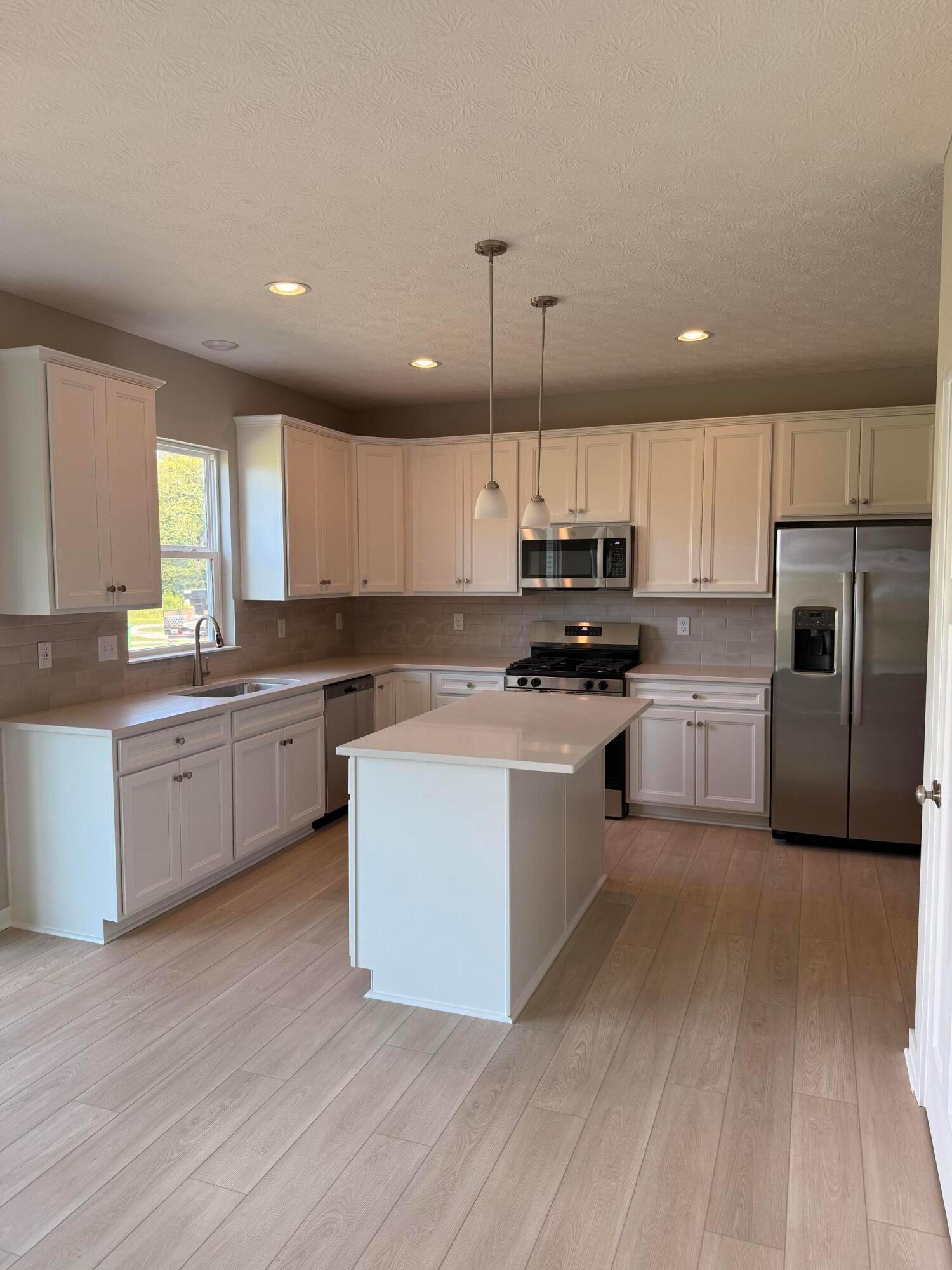 1134 Jeffrey Lane Property Photo 6