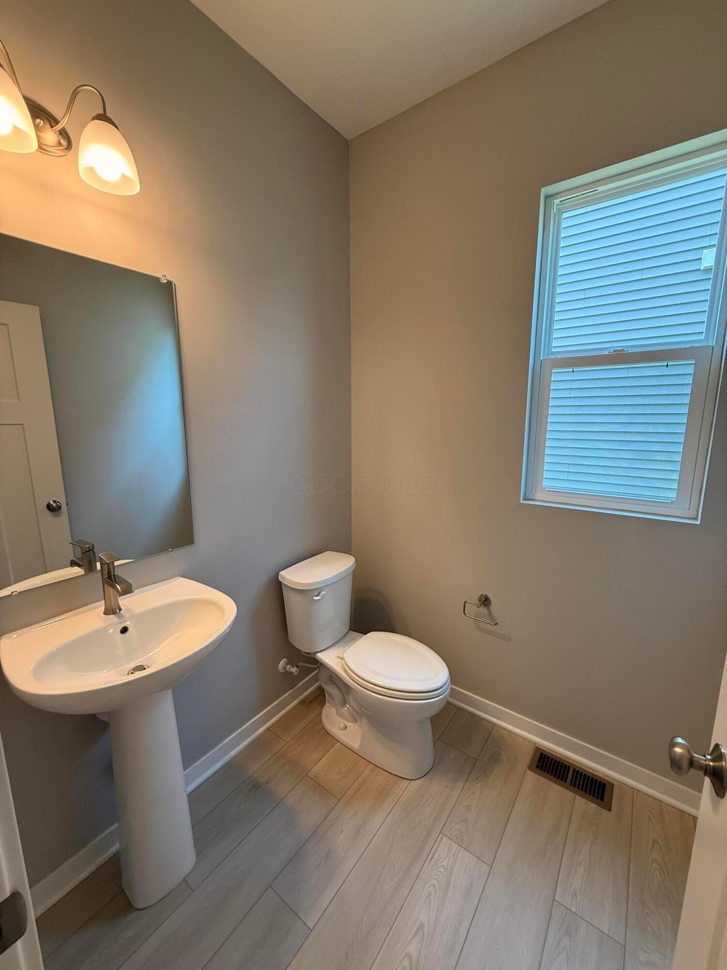 1134 Jeffrey Lane Property Photo 12