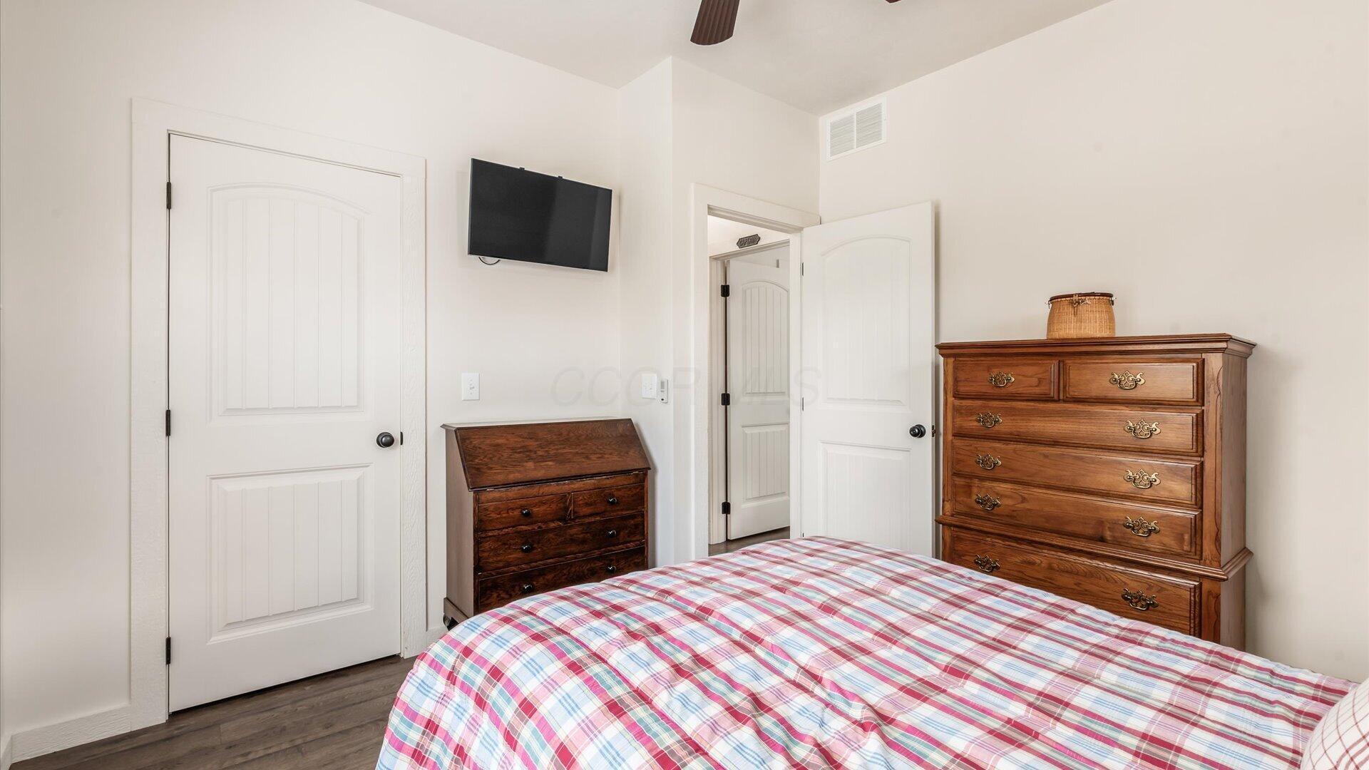 5 Buckeye Avenue Property Photo 28