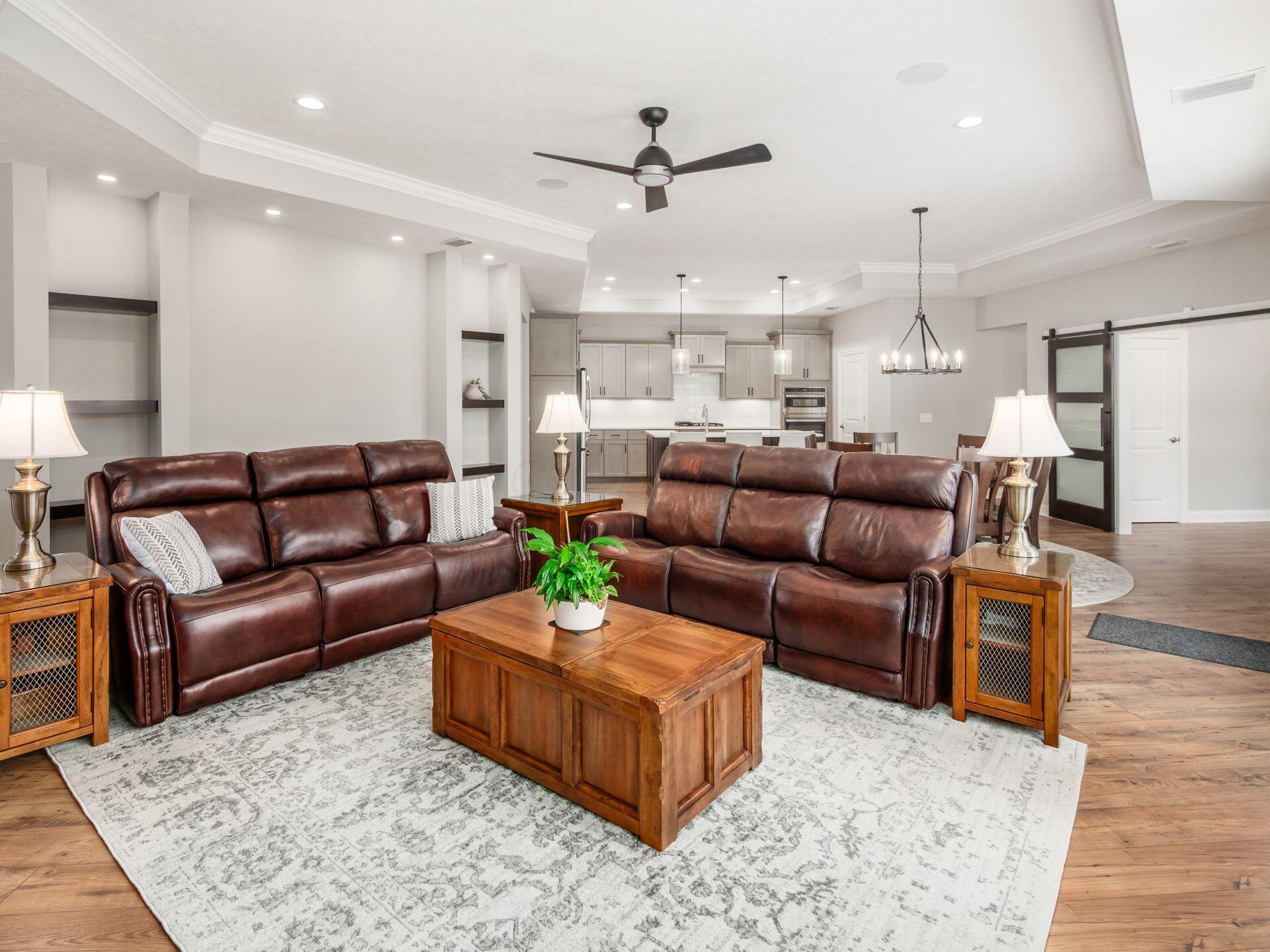 10272 Hyland Run Property Photo 21