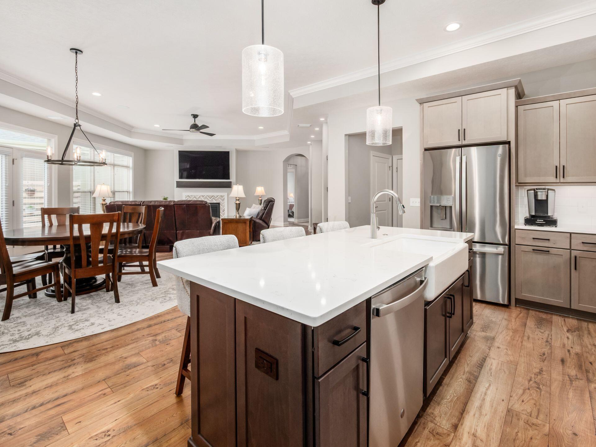 10272 Hyland Run Property Photo 36