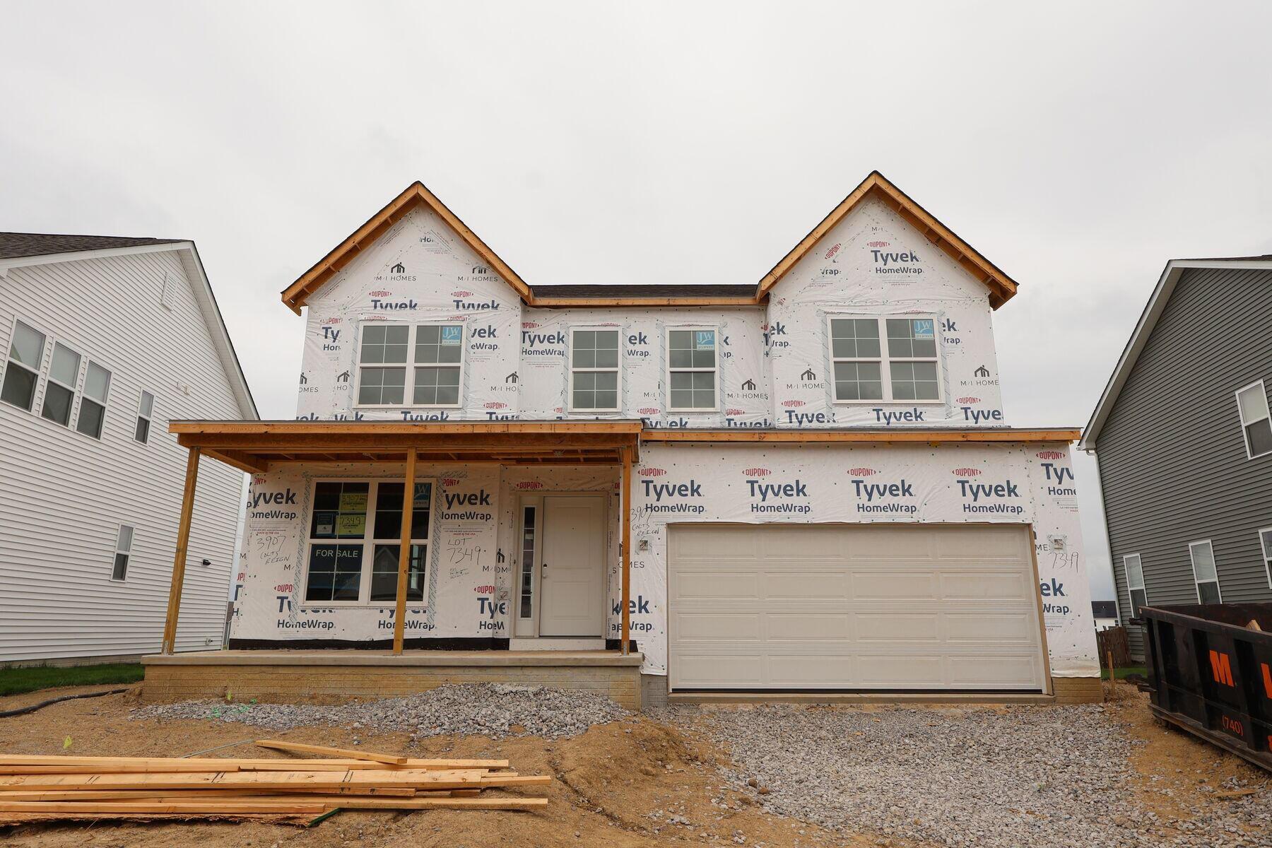 3907 Colts Reign Drive Property Photo 1