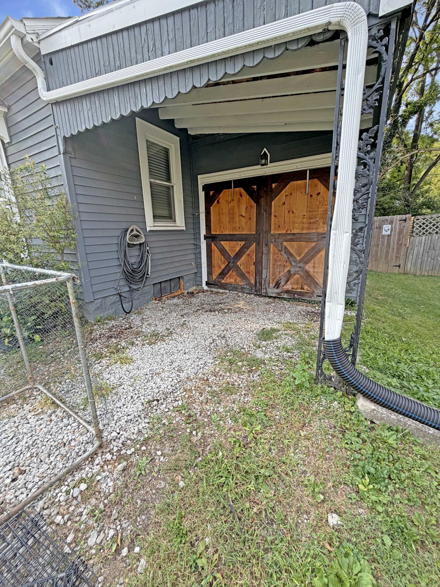 163 N Pershing Drive Property Photo 16