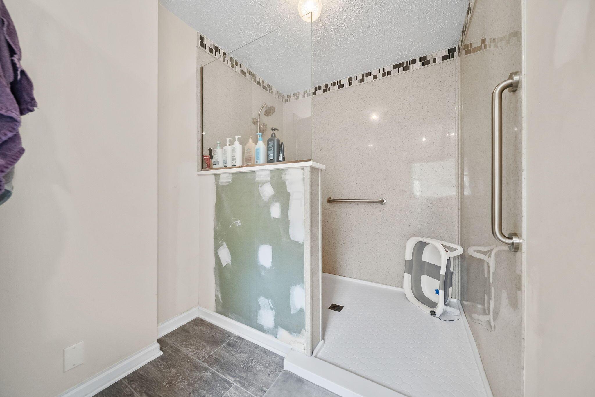 5939 Thompson Road Property Photo 25