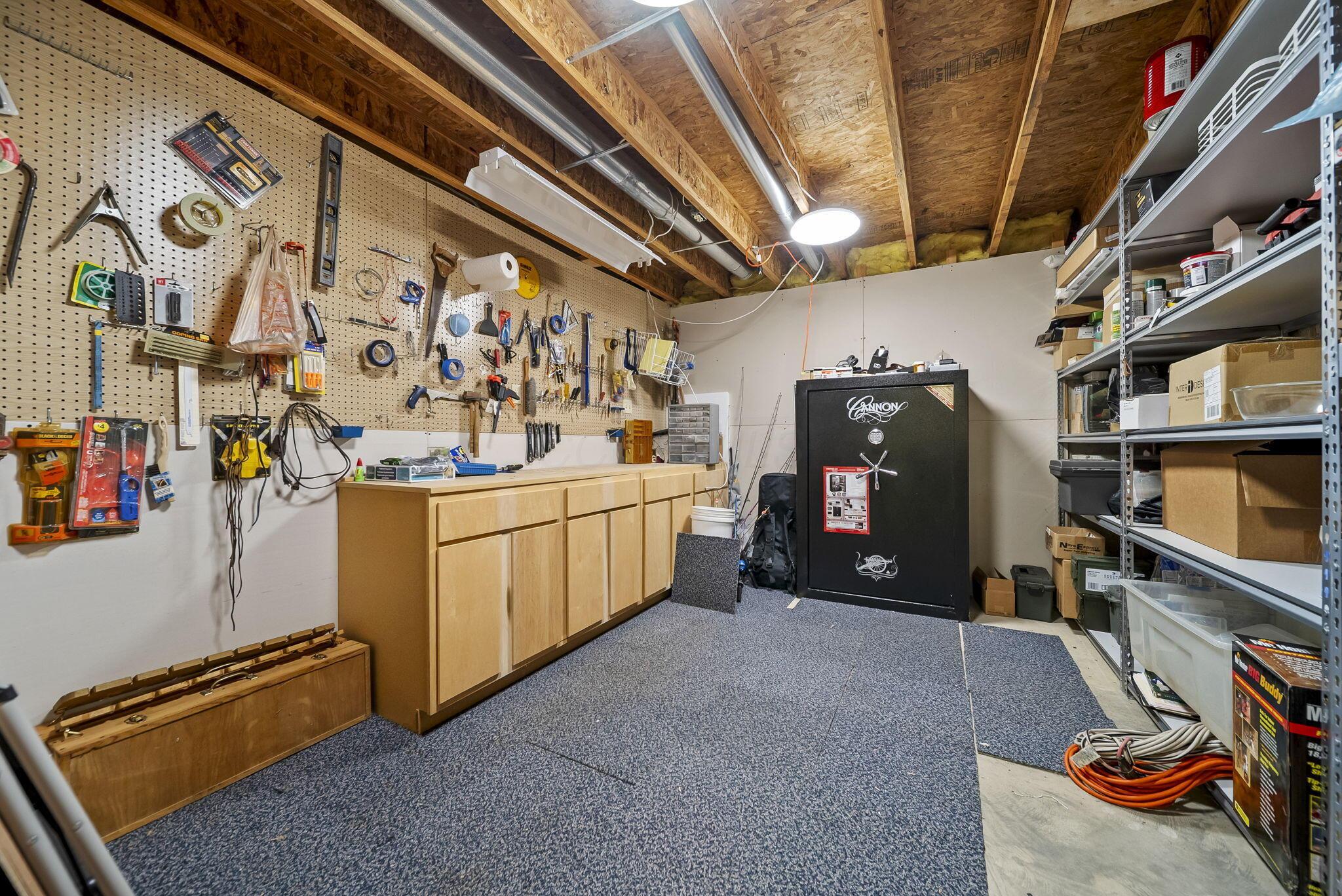 5939 Thompson Road Property Photo 44