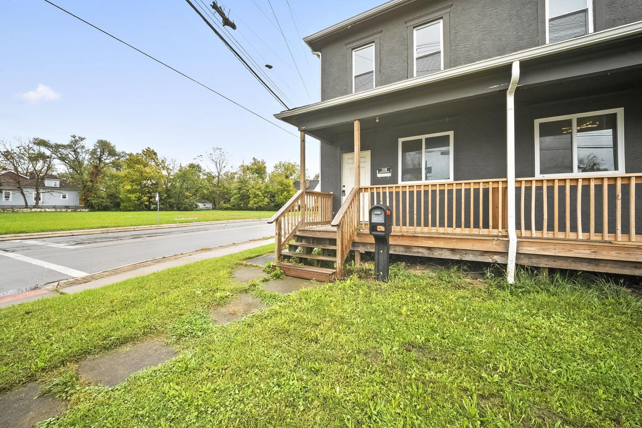 1118 Lockbourne Road Property Photo 3