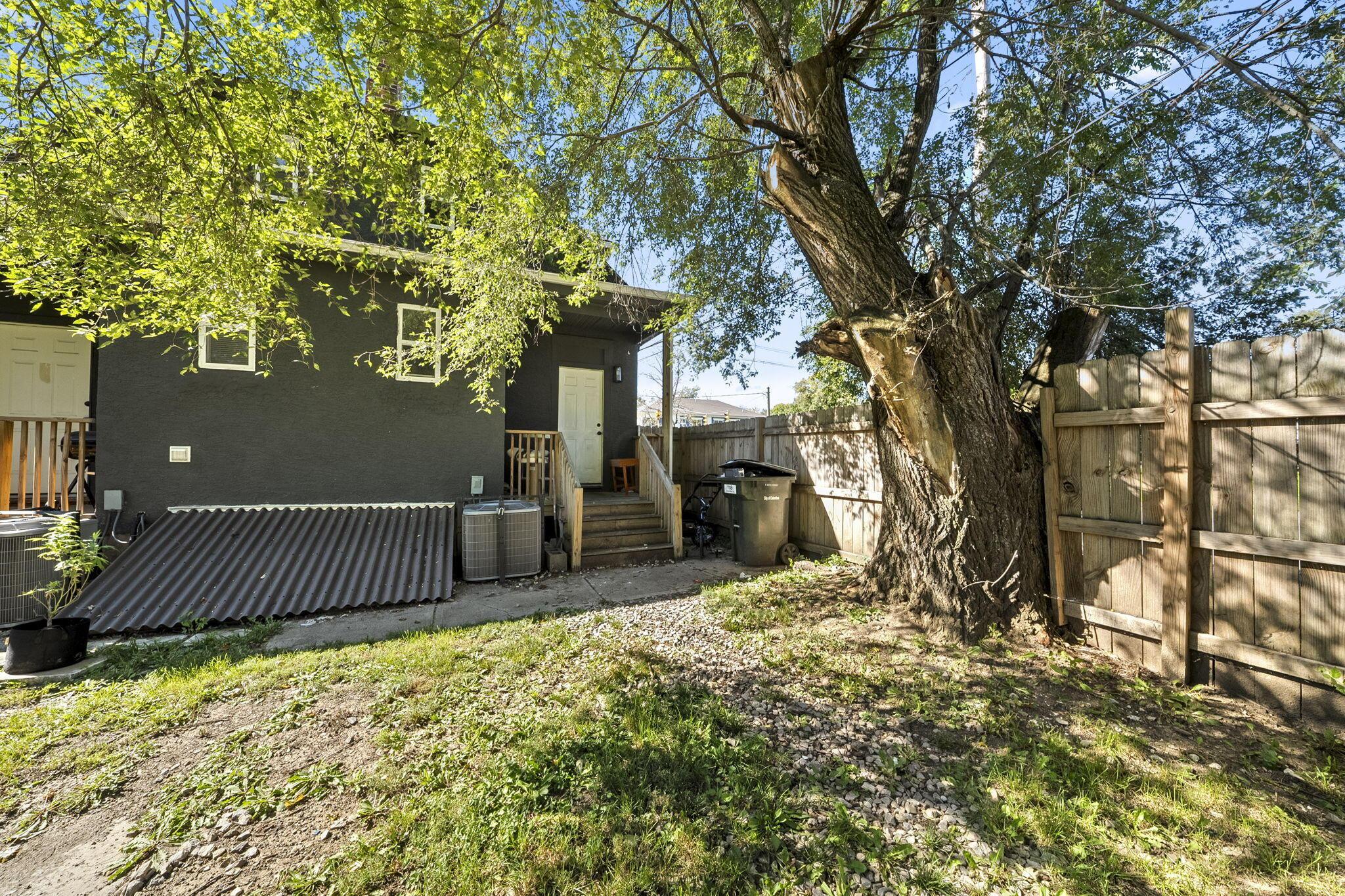 1118 Lockbourne Road Property Photo 3