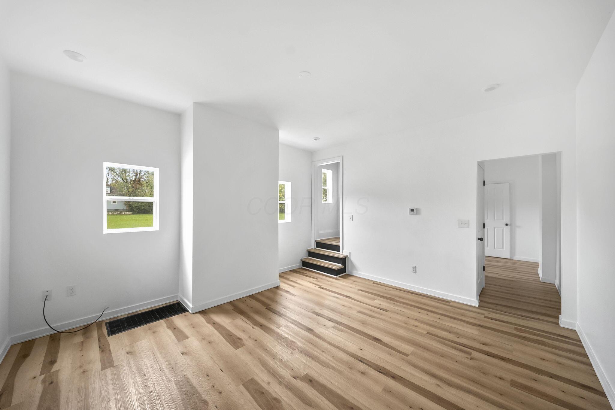 1118 Lockbourne Road Property Photo 10