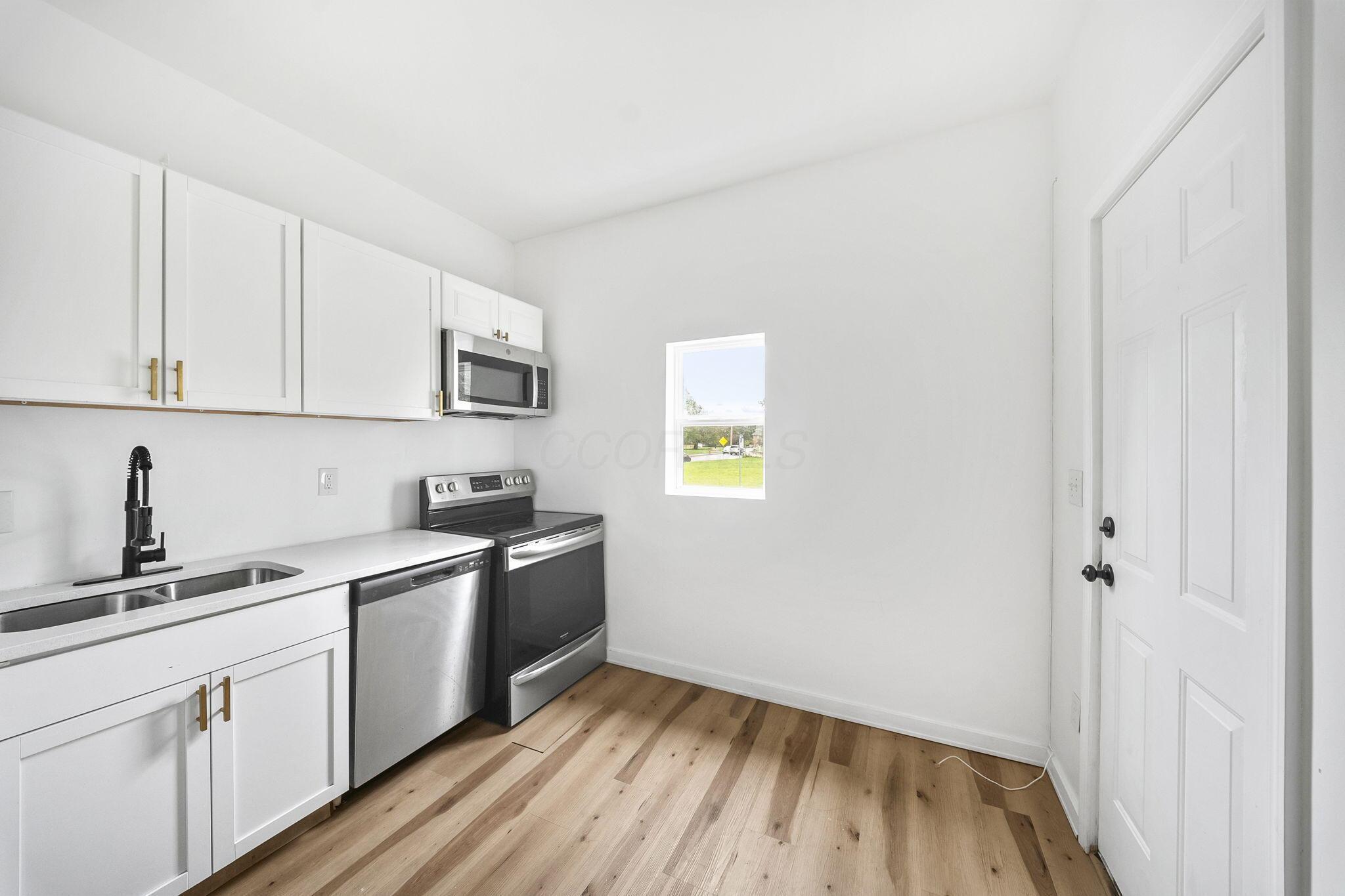 1118 Lockbourne Road Property Photo 13