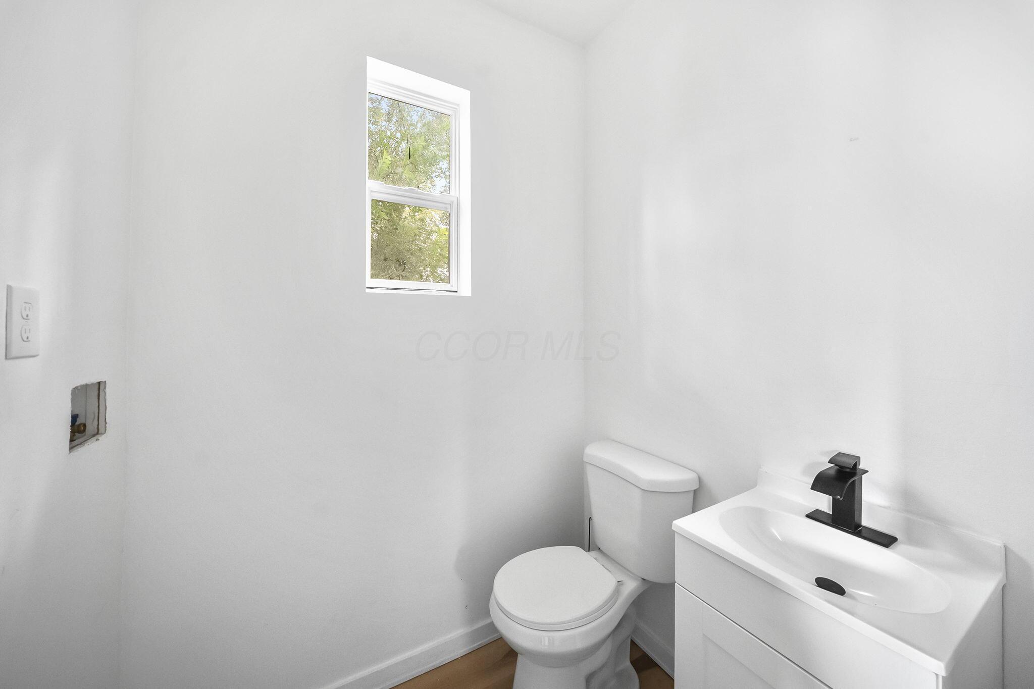 1118 Lockbourne Road Property Photo 14