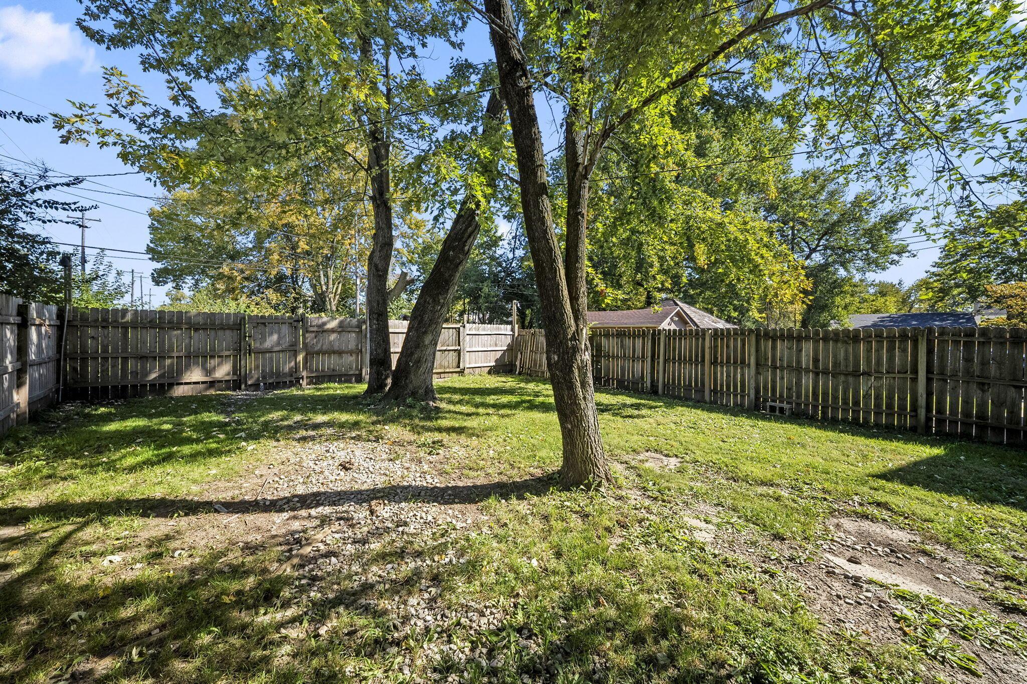 1118 Lockbourne Road Property Photo 17