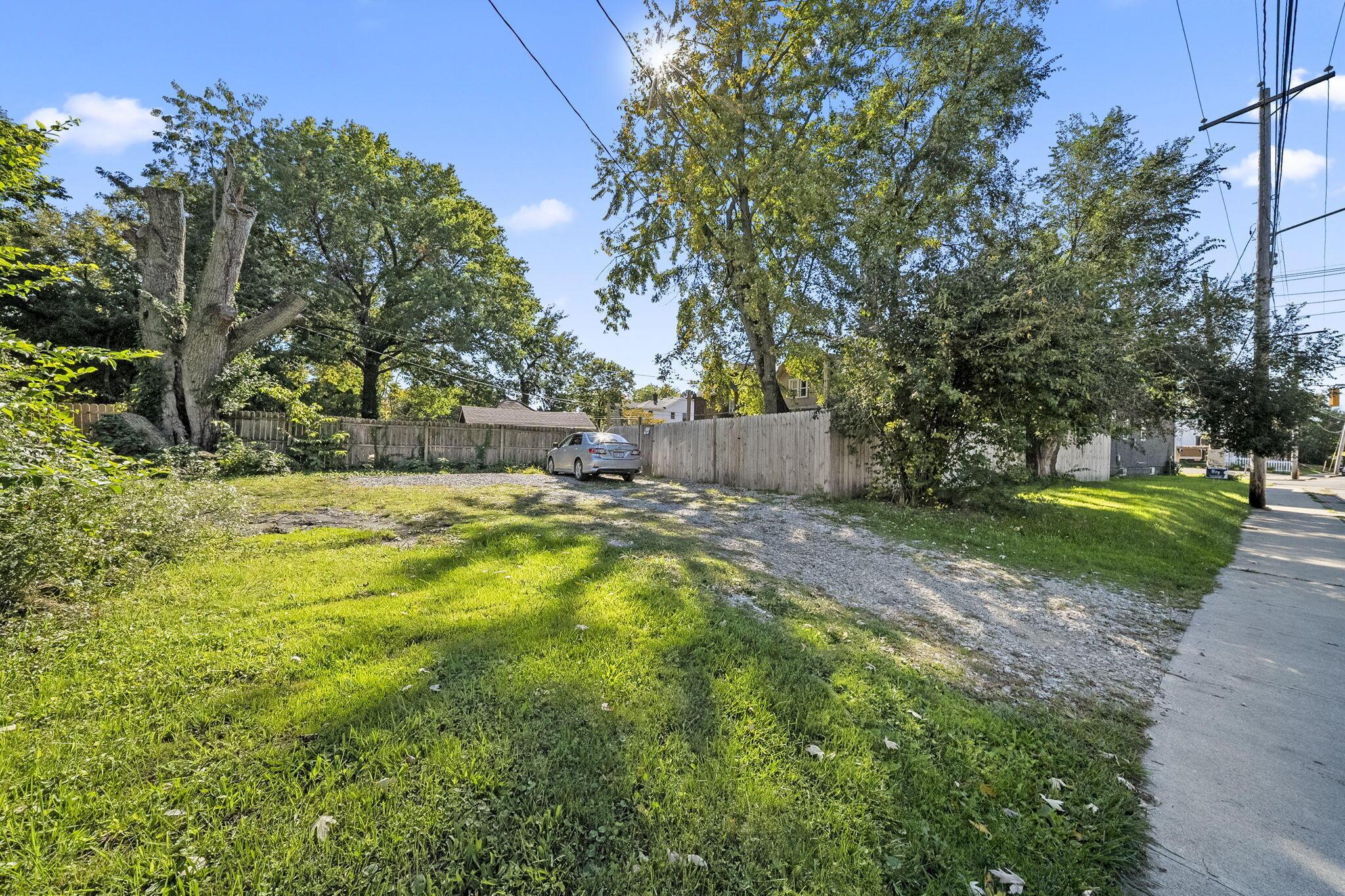 1118 Lockbourne Road Property Photo 18