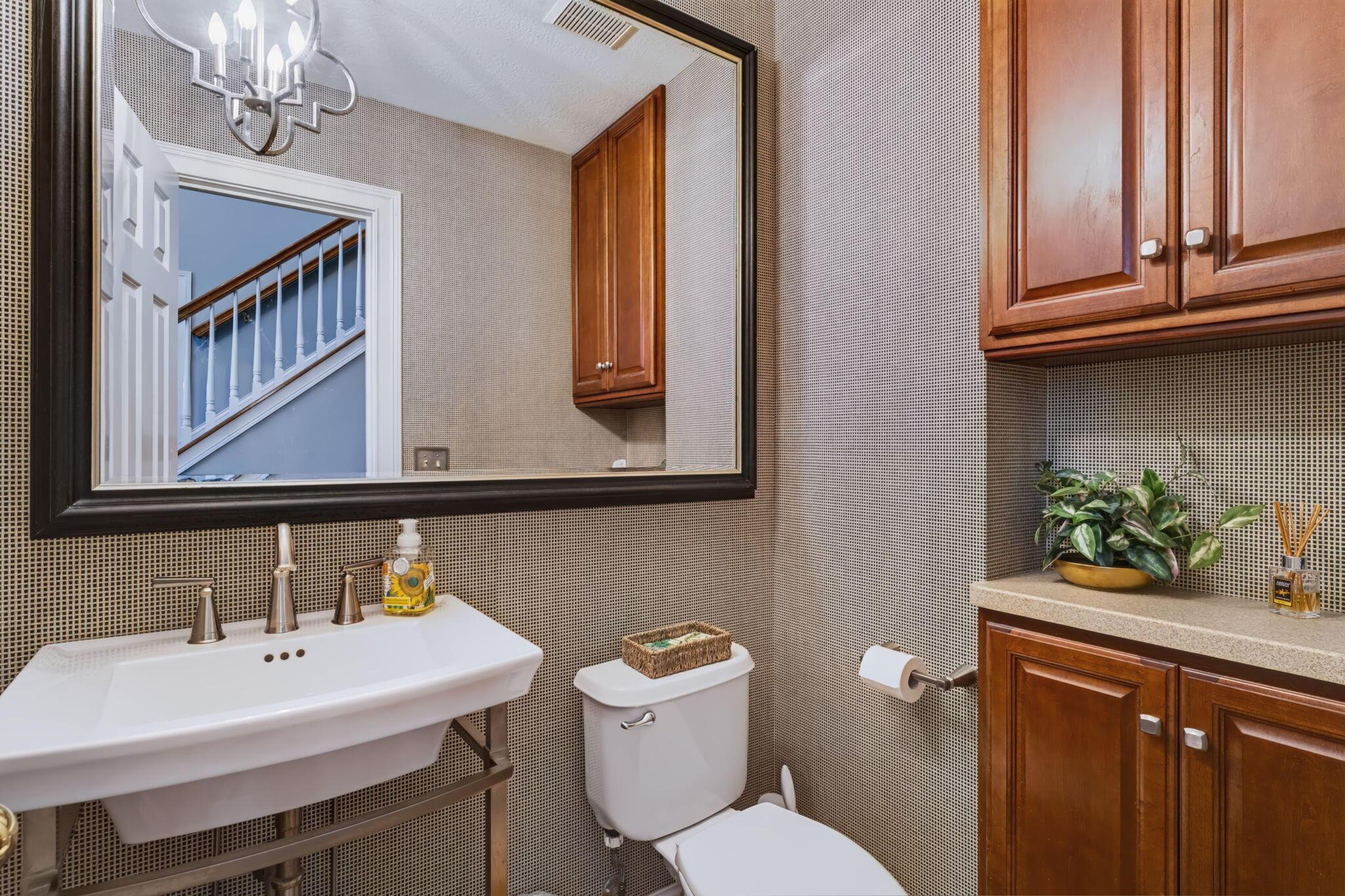 6951 Wynfield Drive Property Photo 13