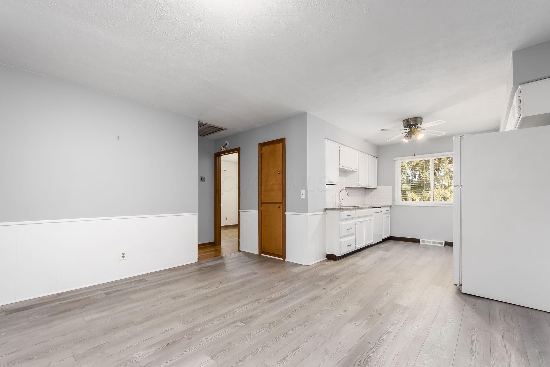 226033473 Property Photo 15