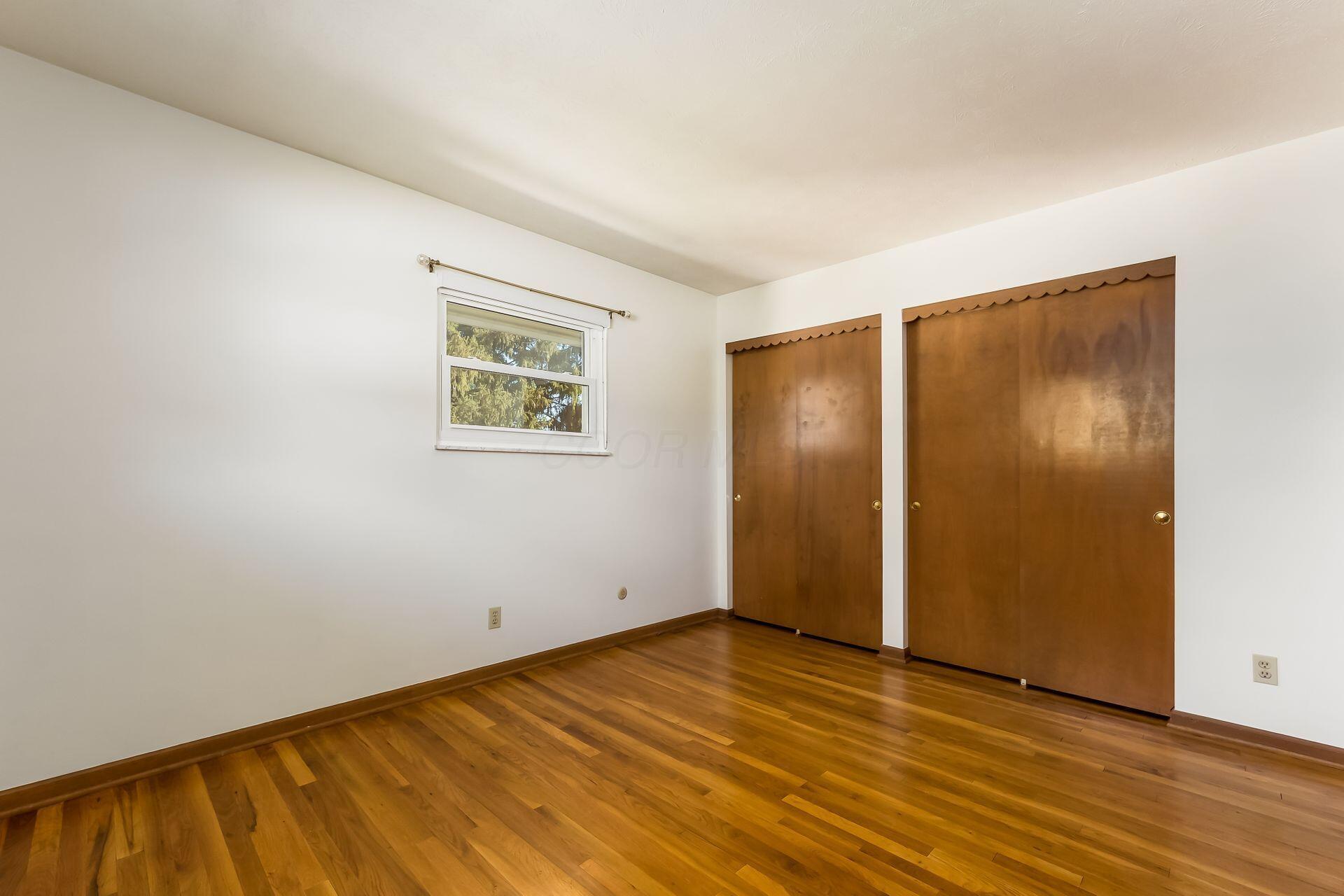226033473 Property Photo 20