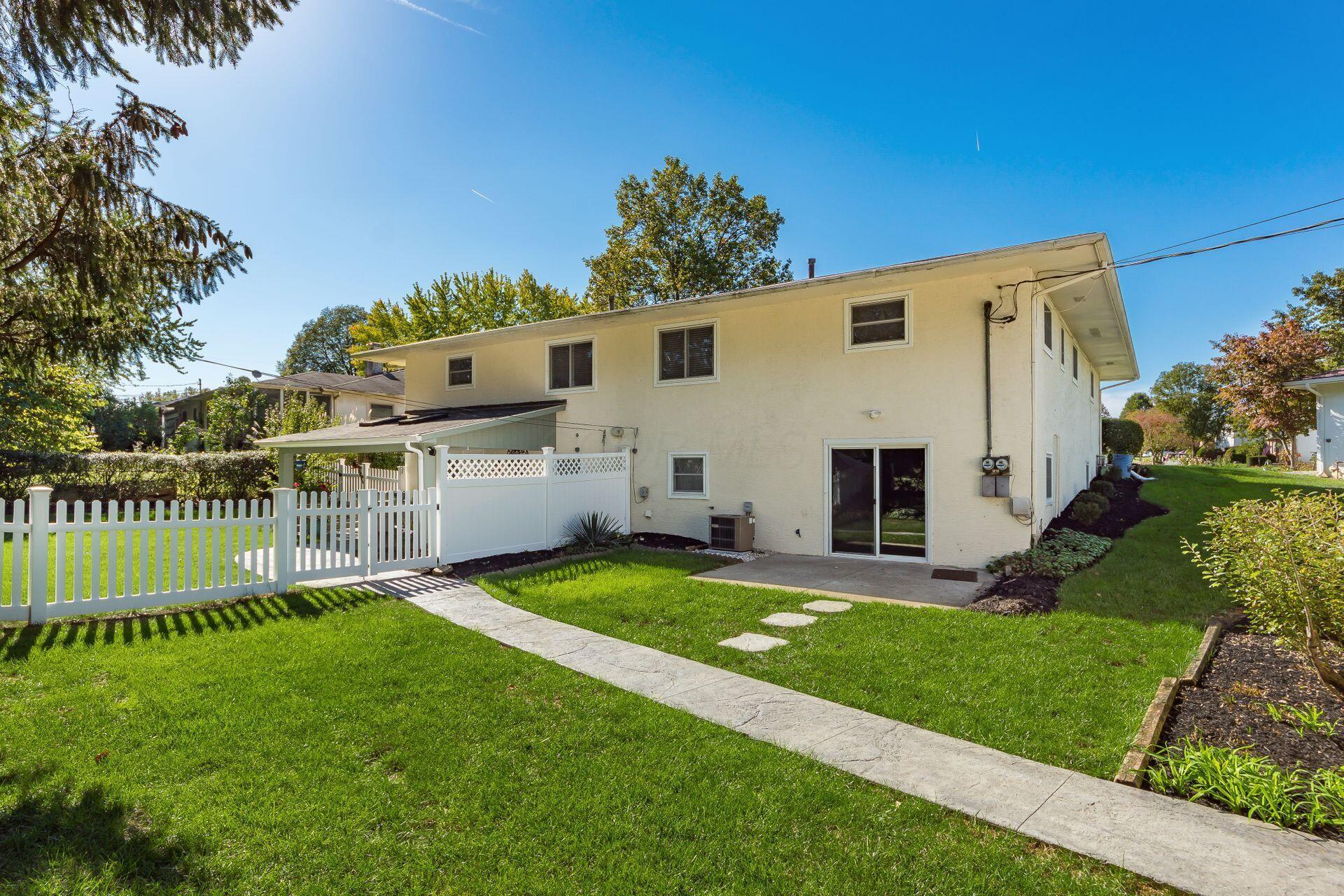226033473 Property Photo 25
