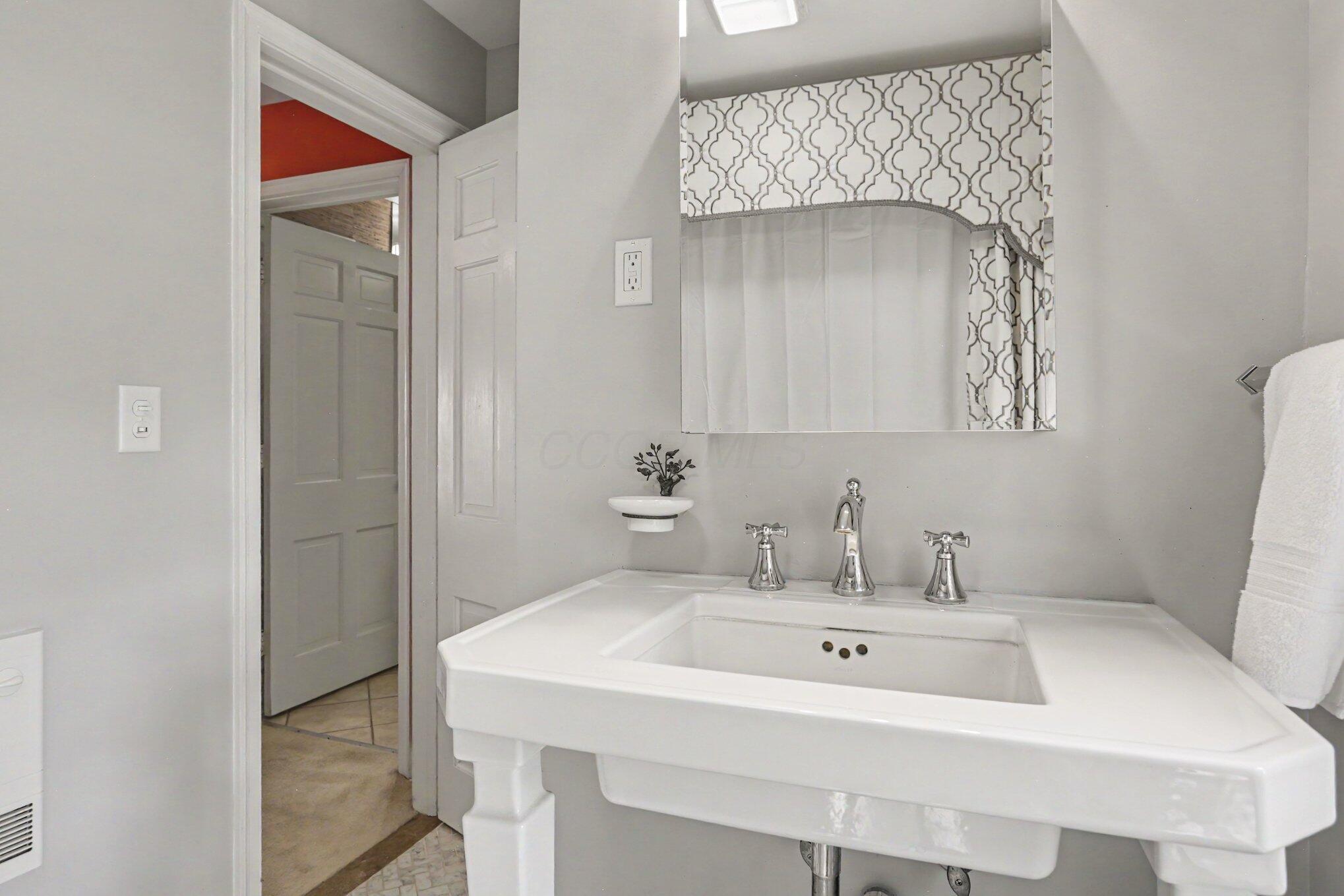 513 Orchard Hill Drive Property Photo 43