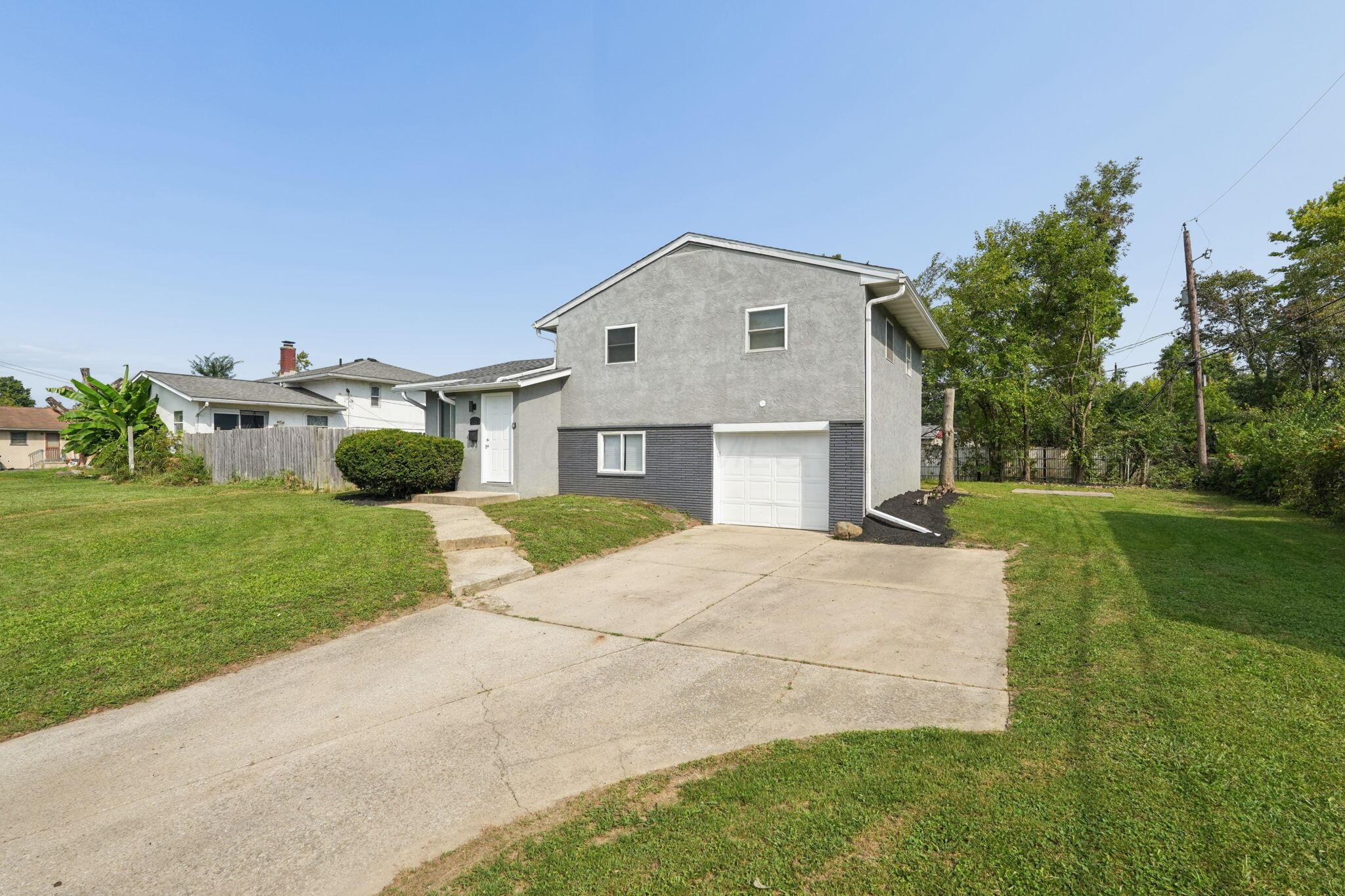 990 Reeb Avenue Property Photo 3