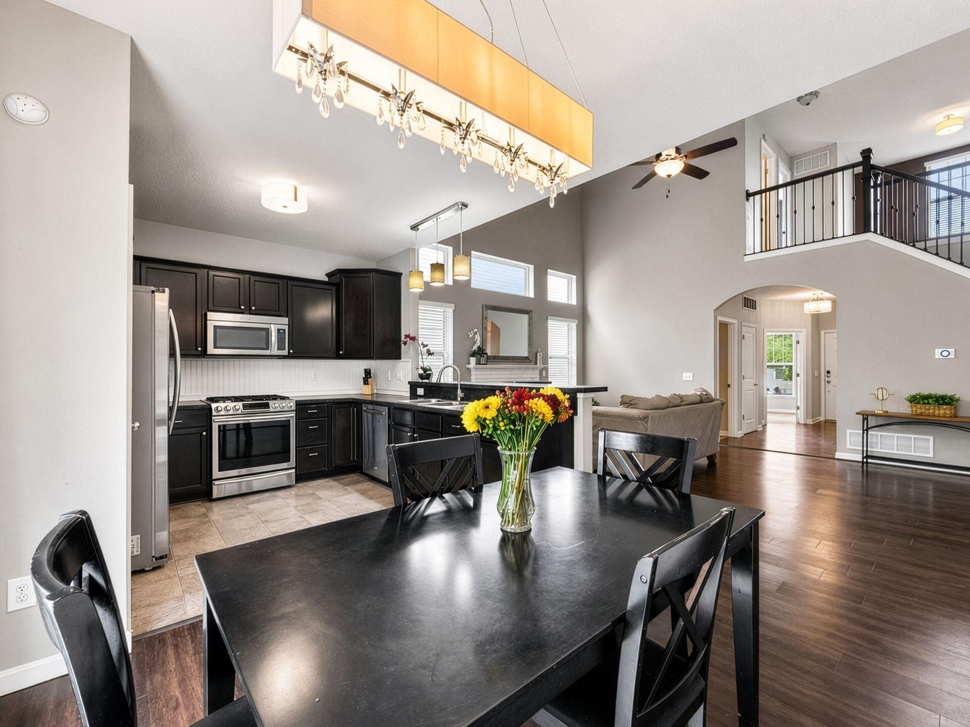 370 Benedetti Avenue, 184 Property Photo 12