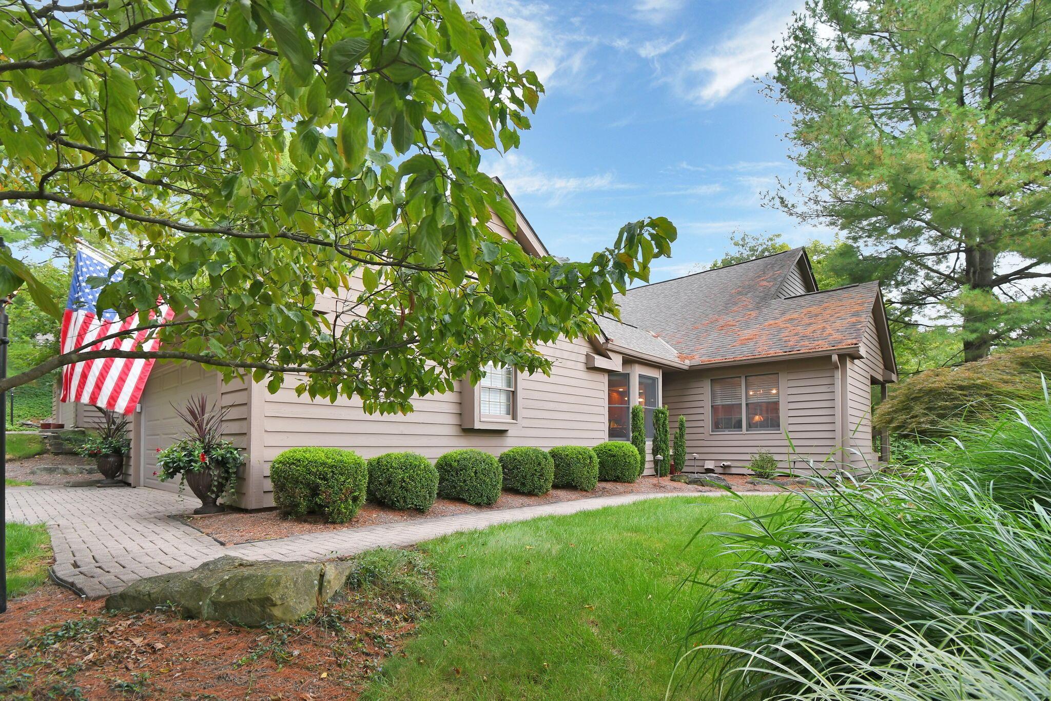 73 Donald Ross Drive Property Photo 1
