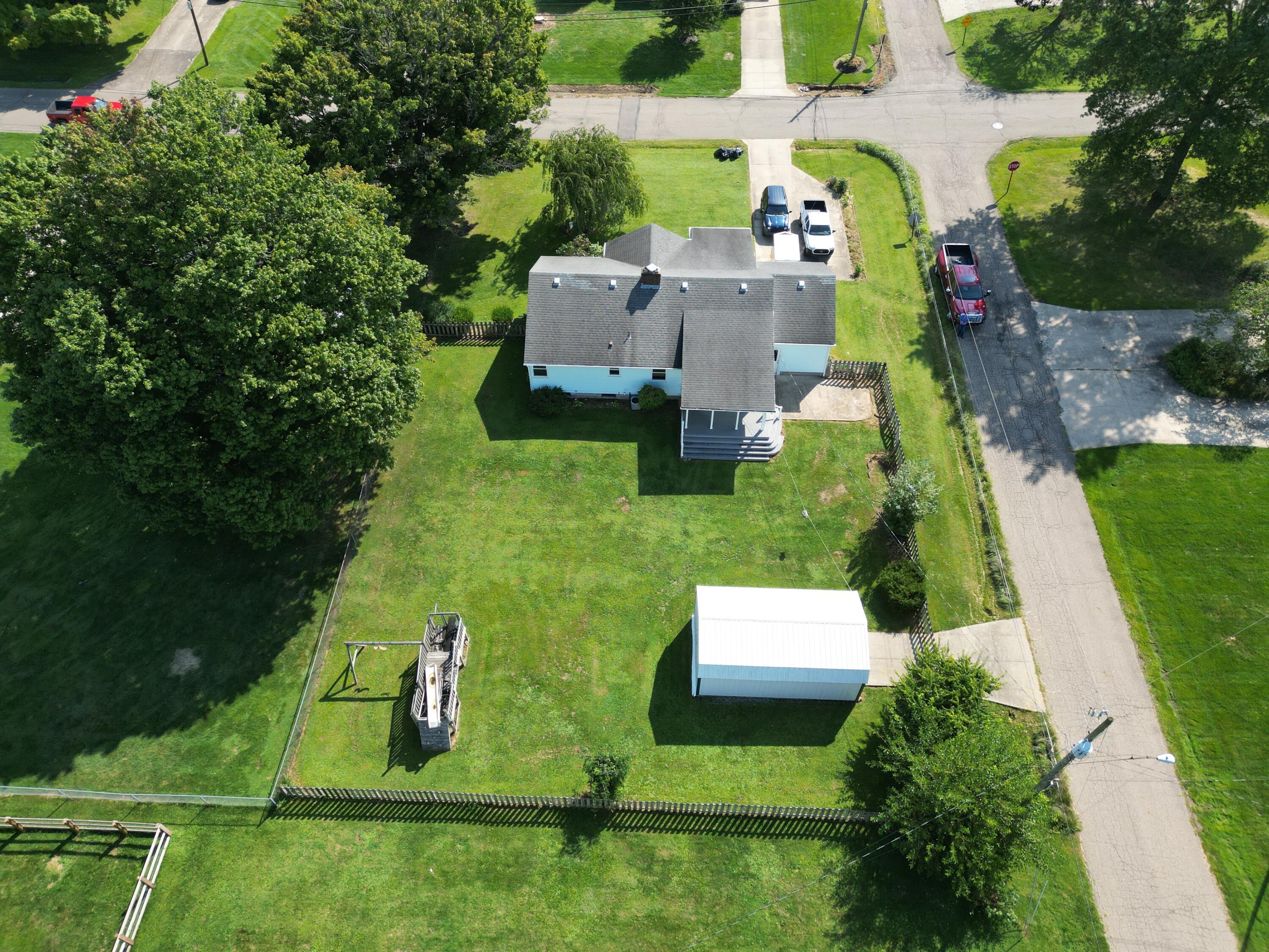 205 N Edgewood Road Property Photo 6
