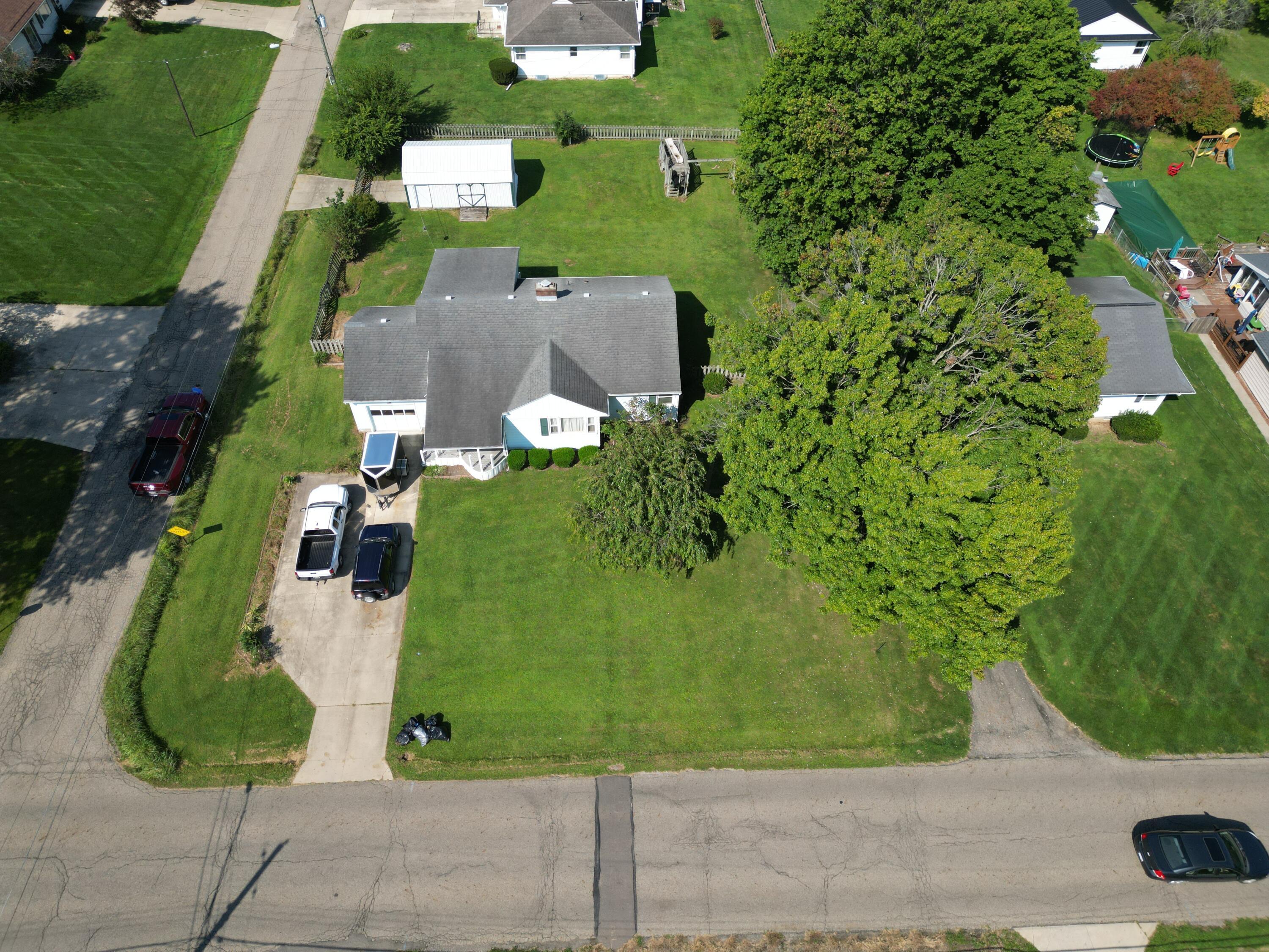 205 N Edgewood Road Property Photo 7