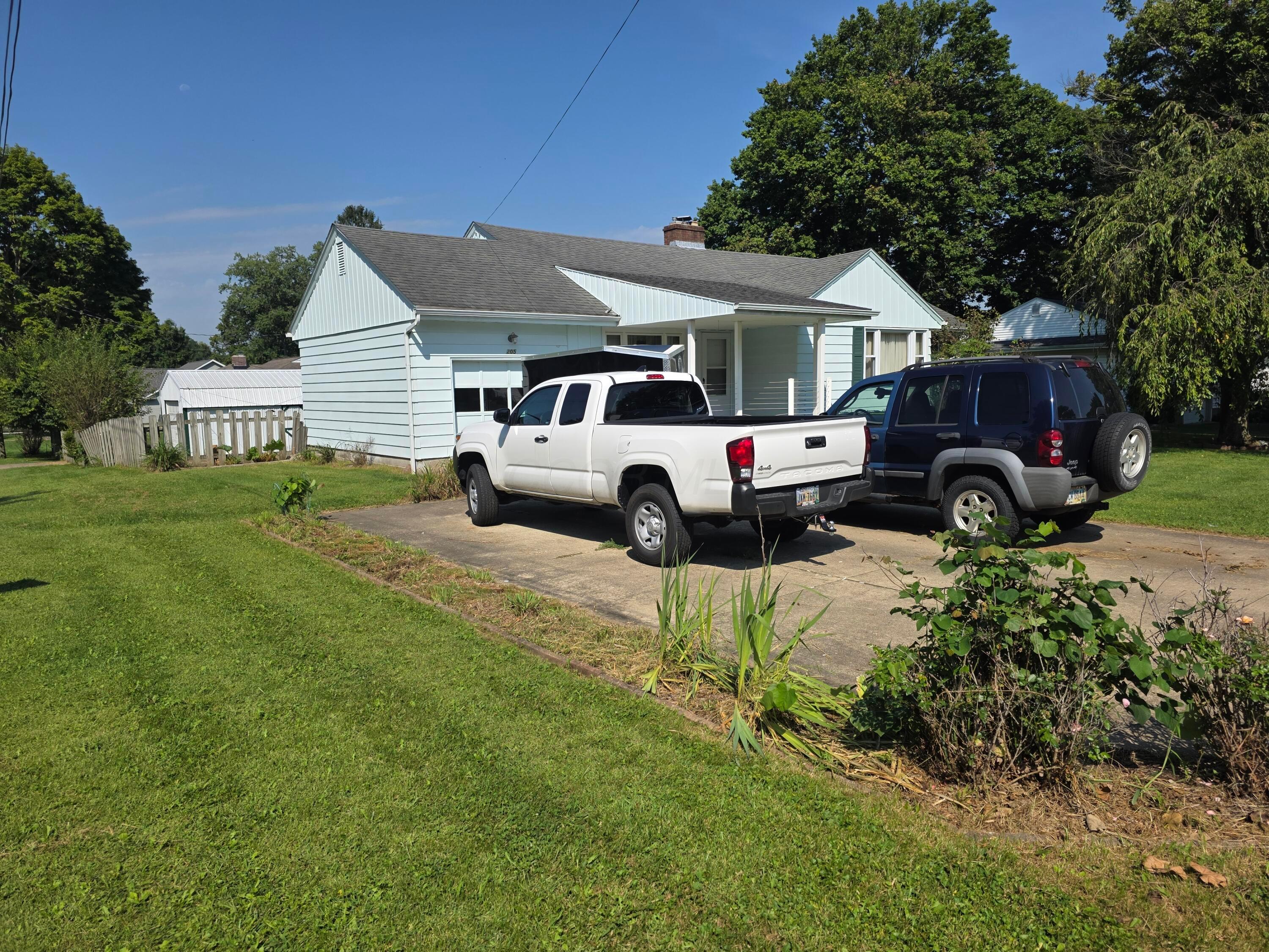 205 N Edgewood Road Property Photo 9