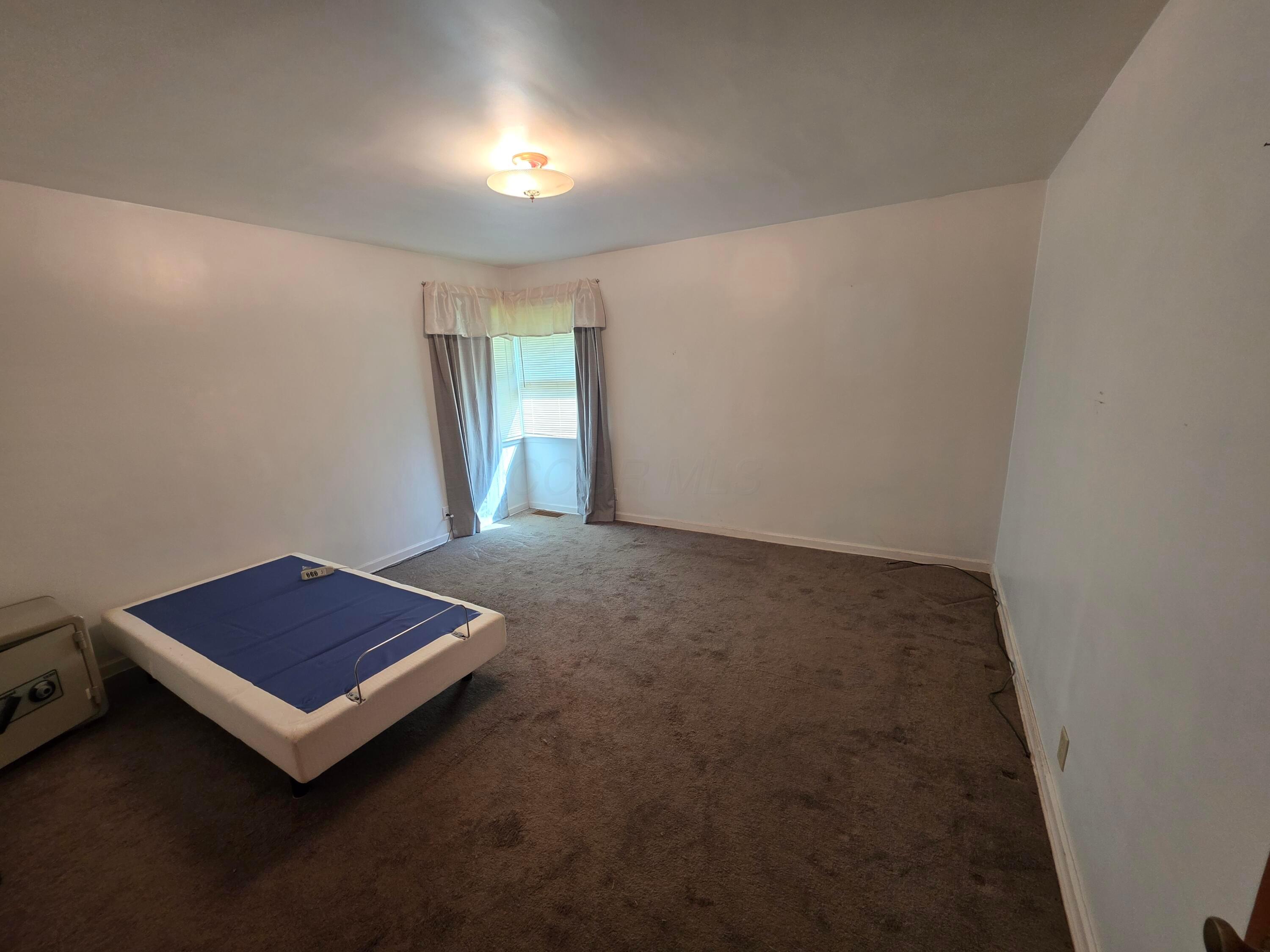 205 N Edgewood Road Property Photo 33