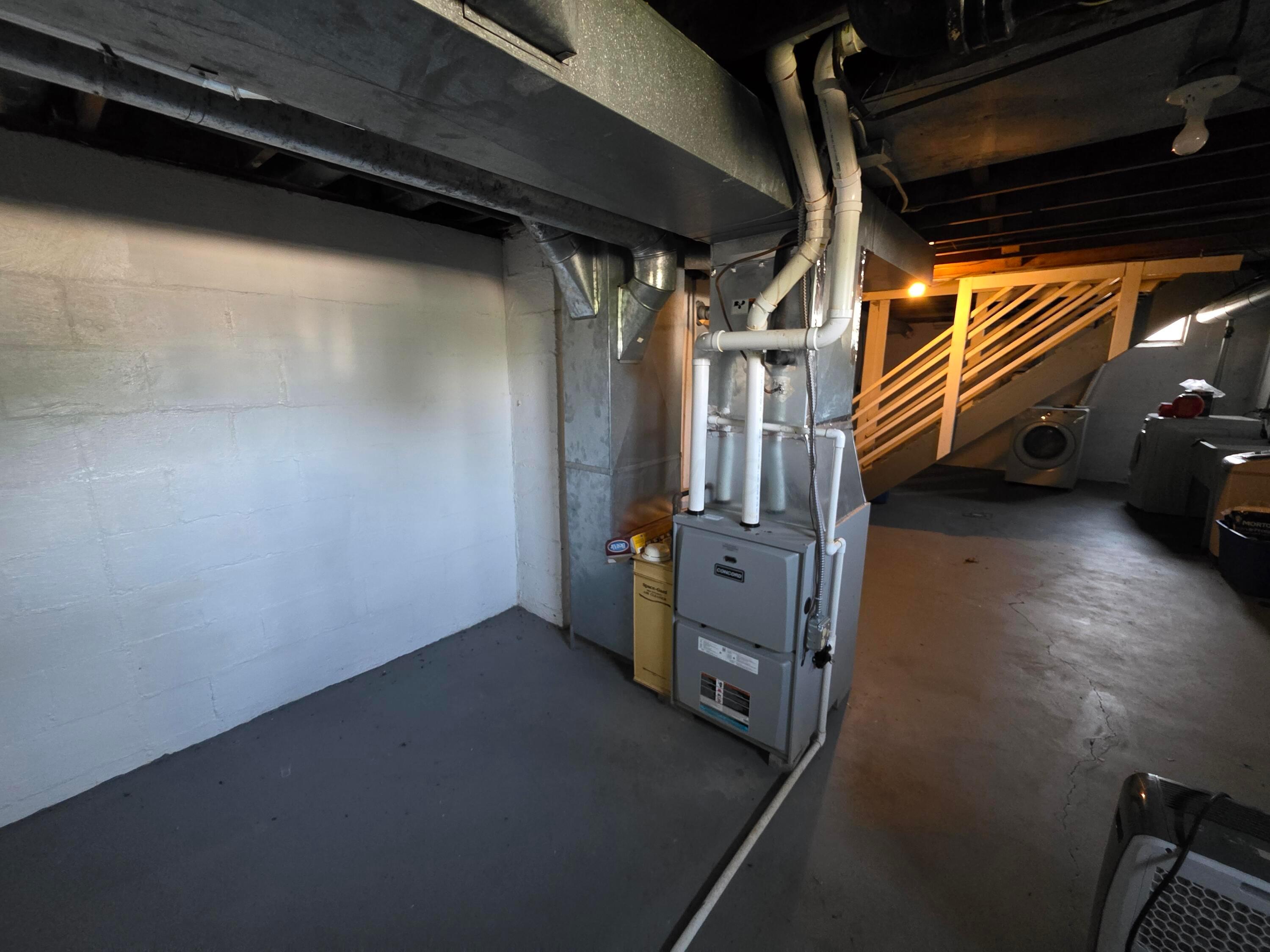 205 N Edgewood Road Property Photo 41