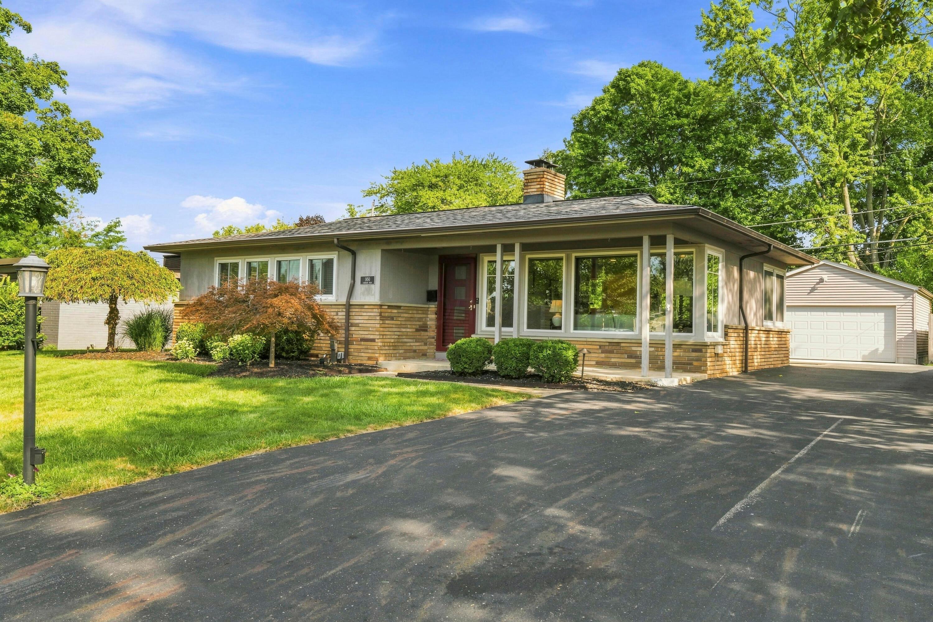 1950 Langham Road Property Photo 5