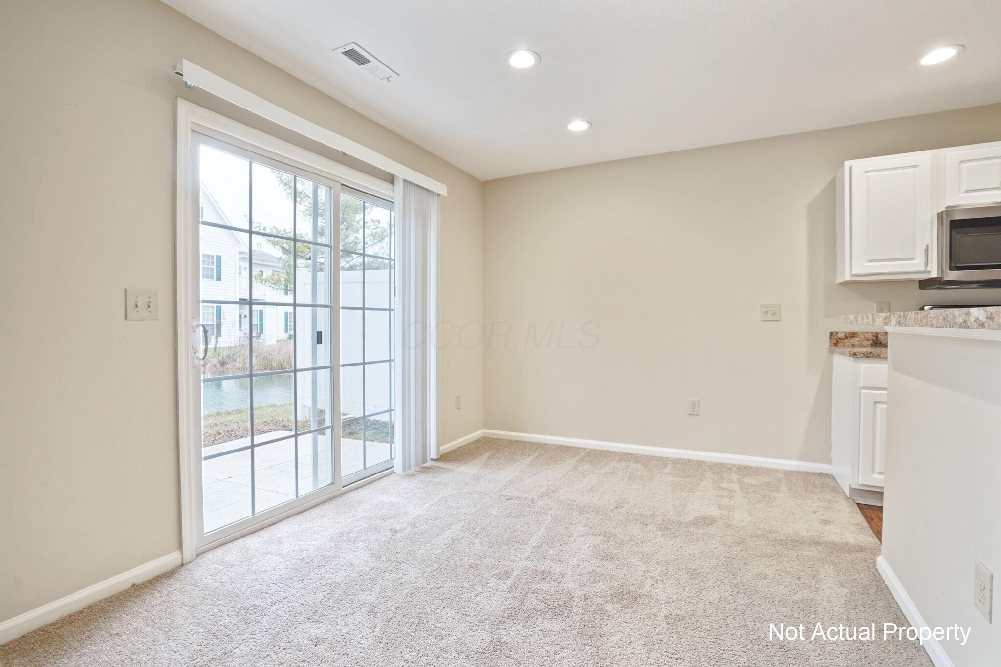5700 Tuttle Commons Boulevard Property Photo 12