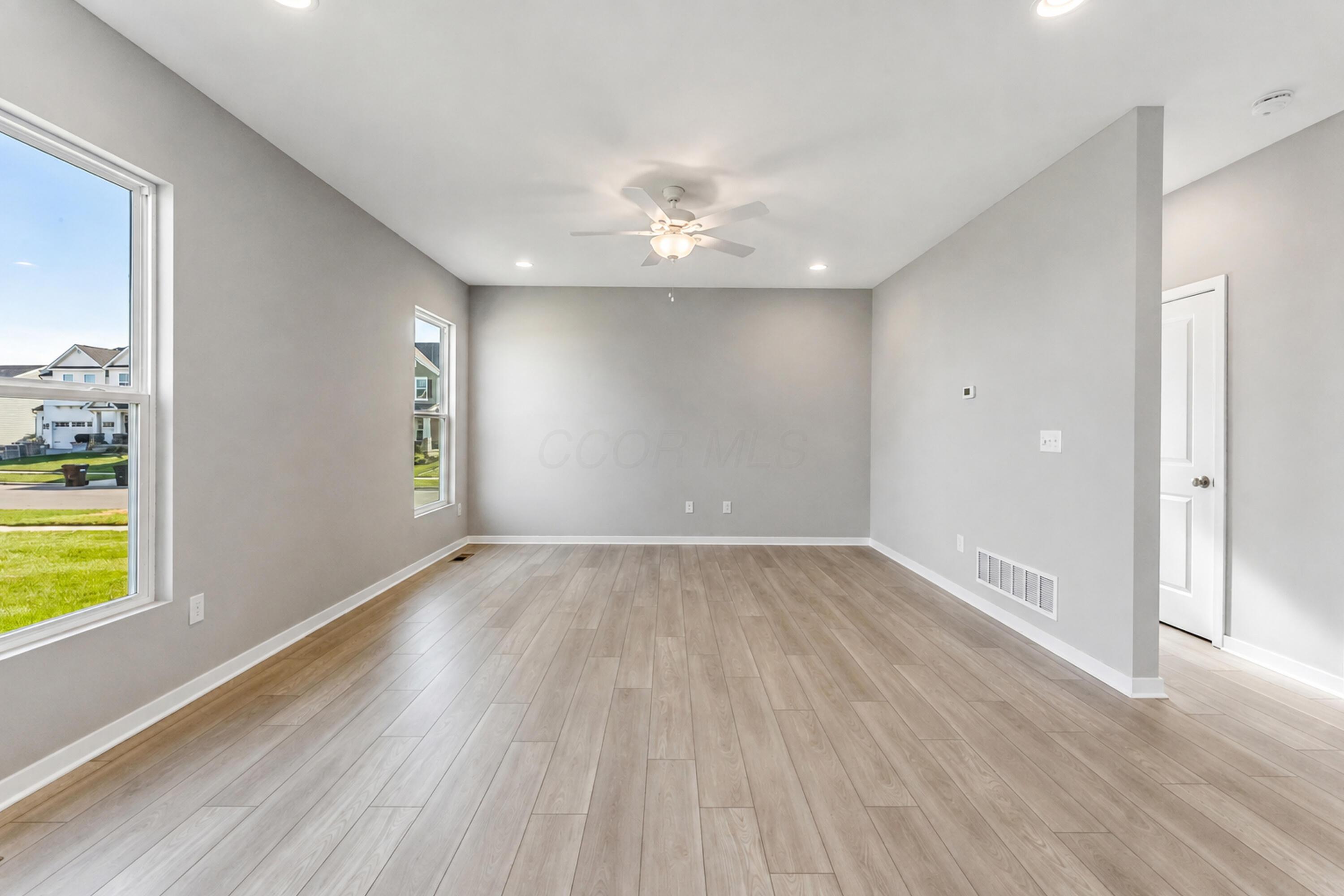 364 Oakmont Drive Property Photo 15