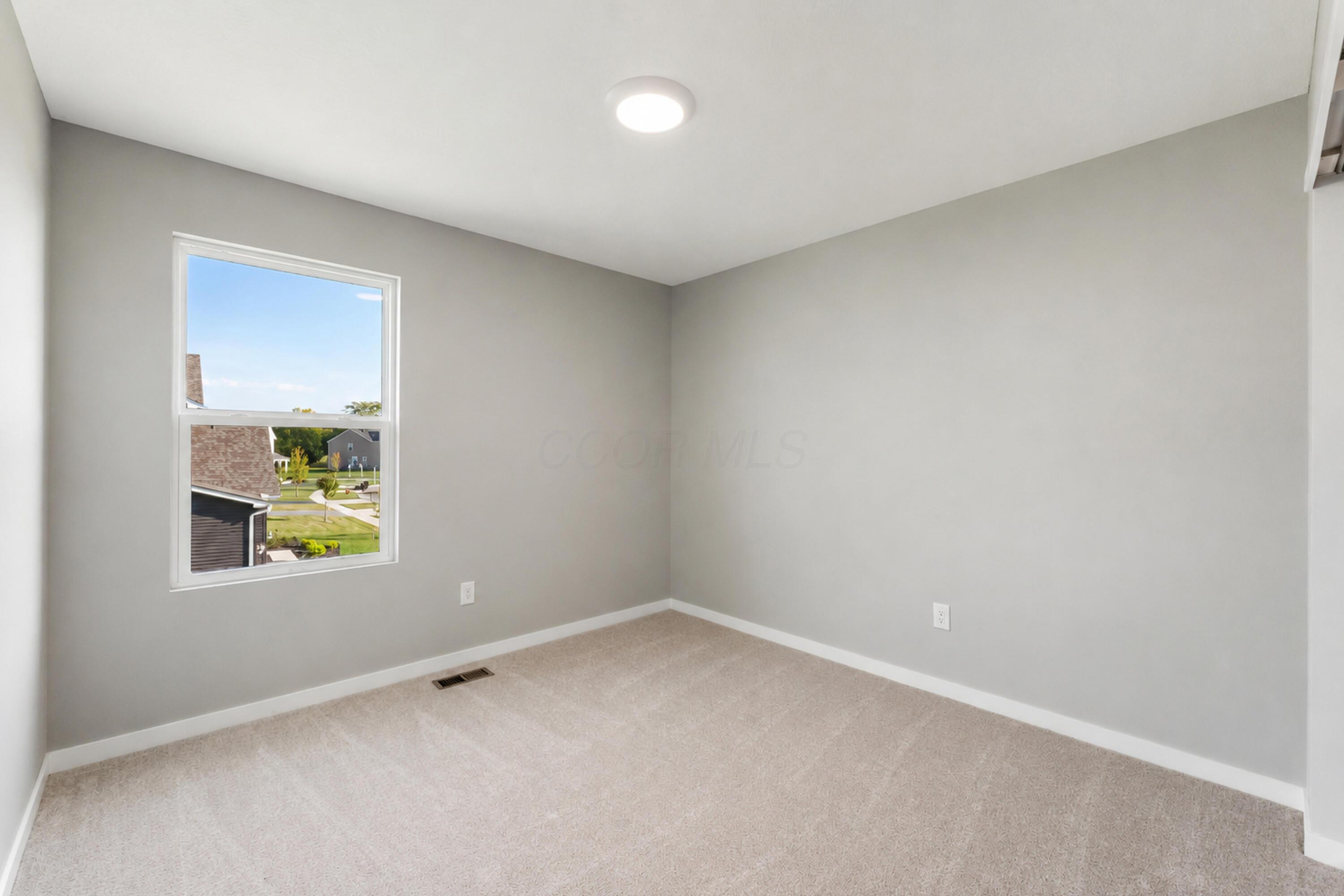 364 Oakmont Drive Property Photo 30