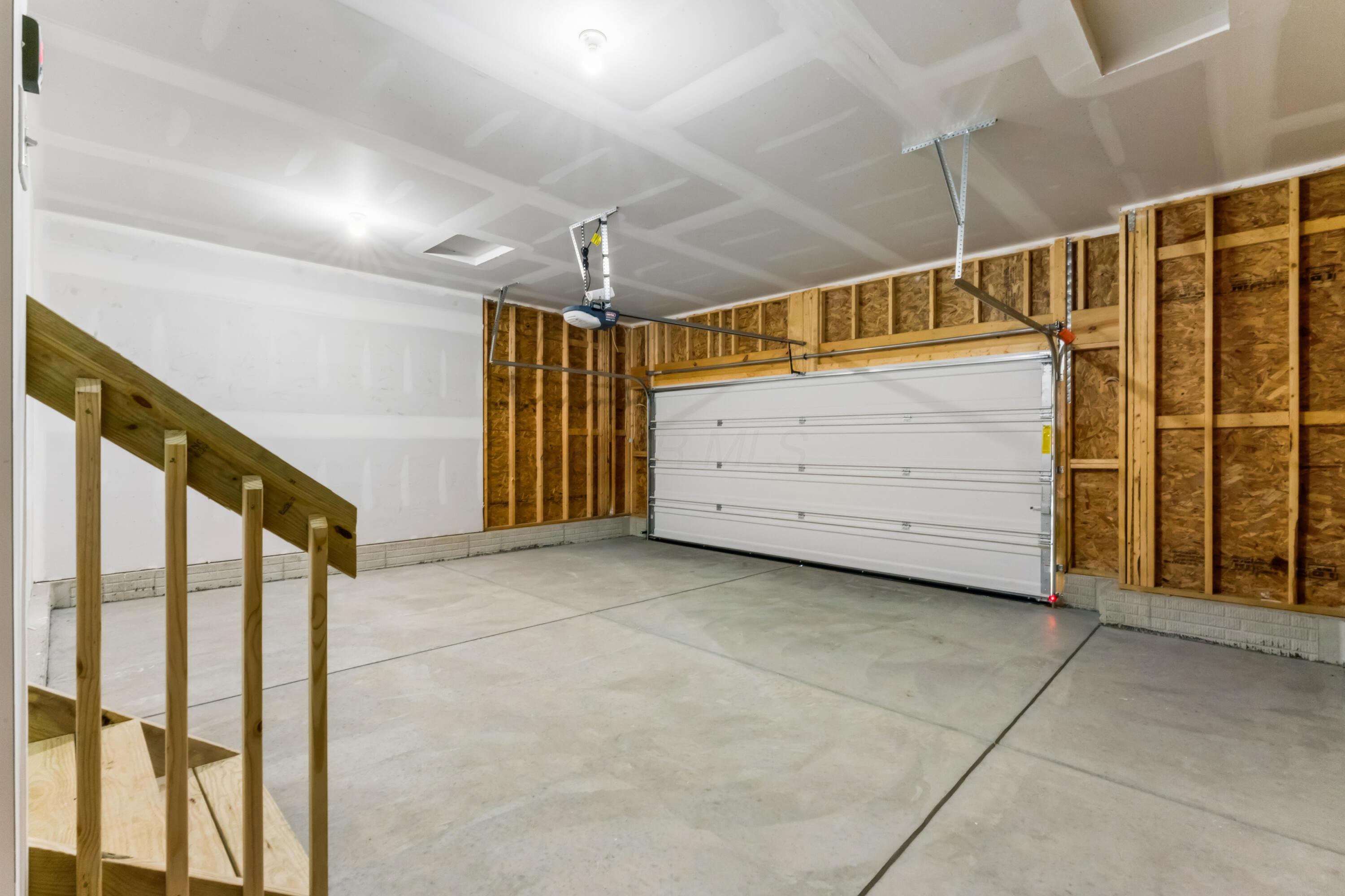 364 Oakmont Drive Property Photo 36