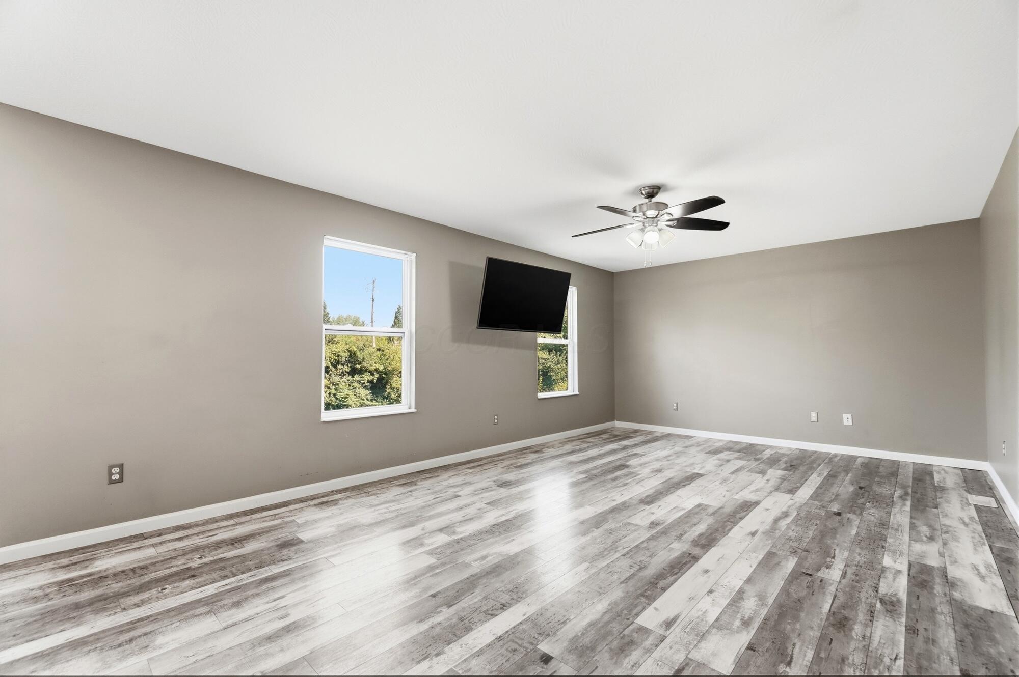 540 Westview Terrace Property Photo 12