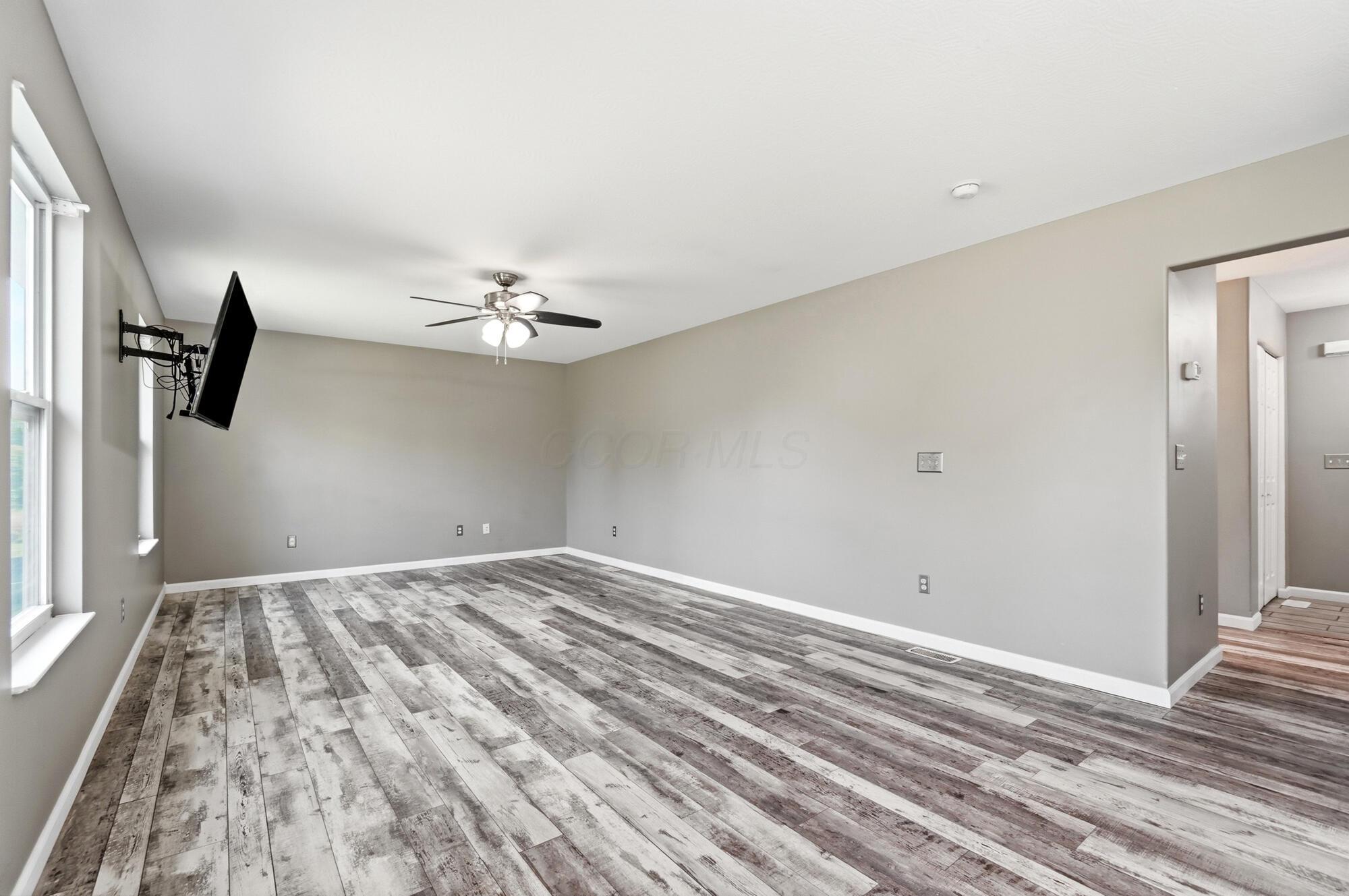 540 Westview Terrace Property Photo 15