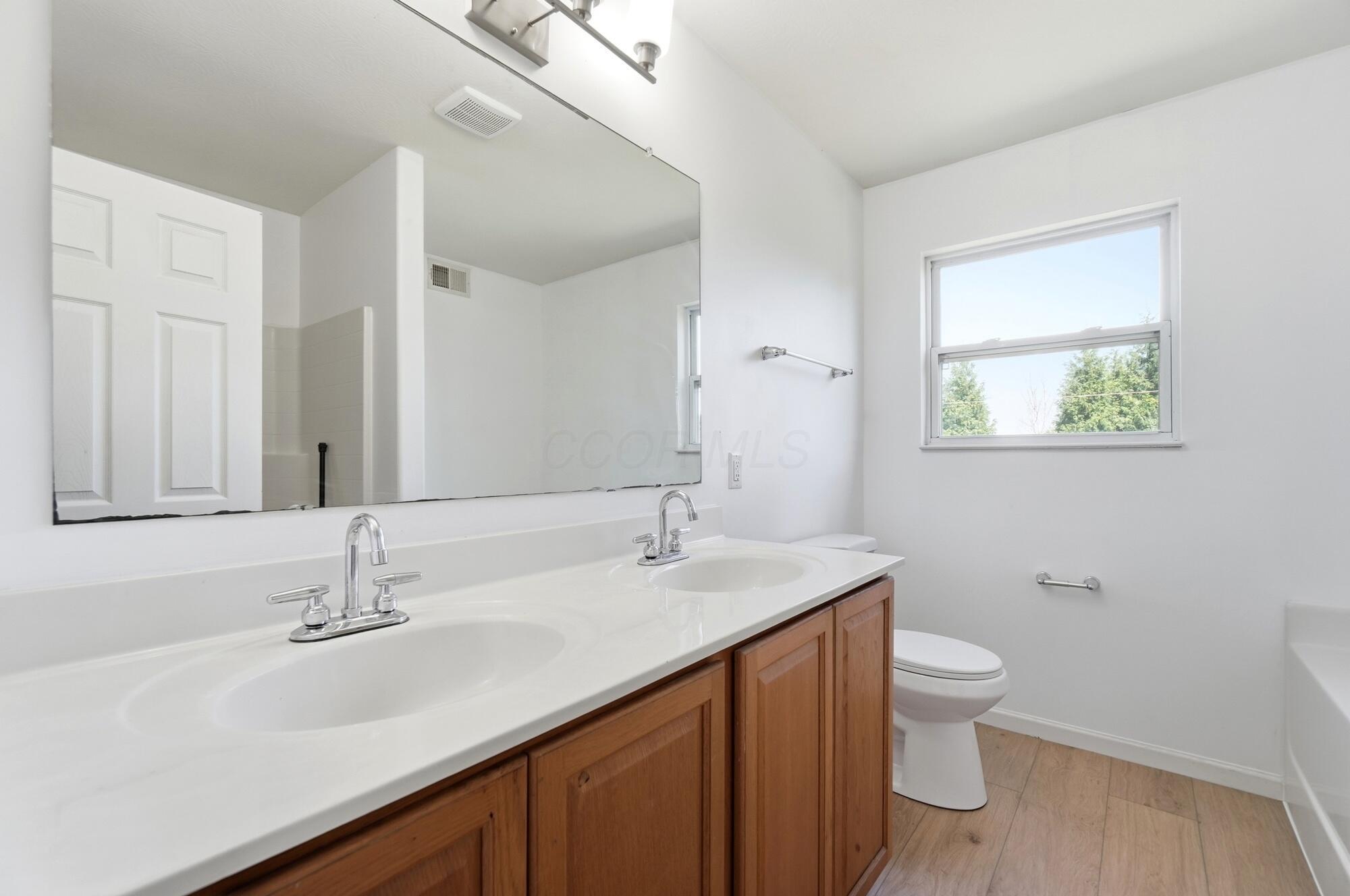 540 Westview Terrace Property Photo 36