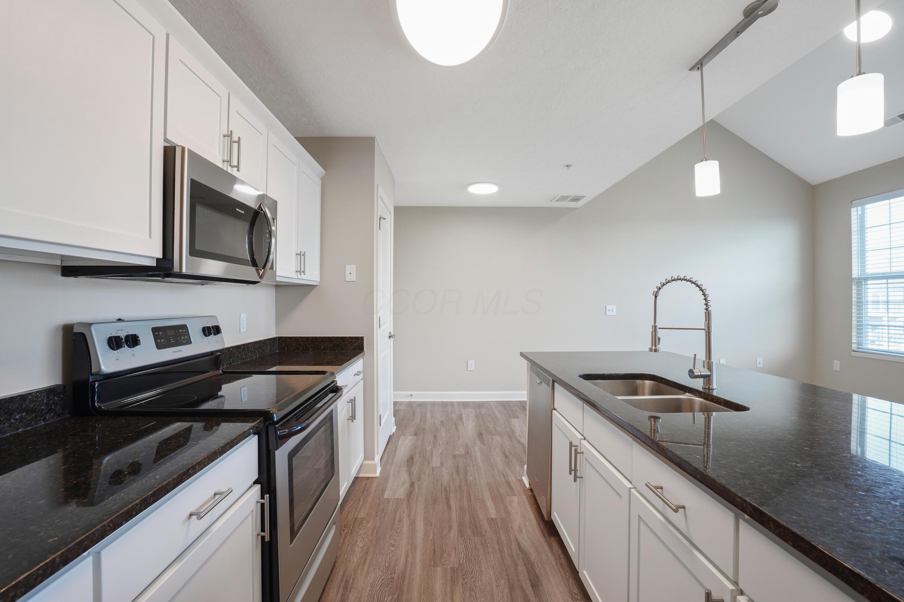 5903 Spruce Forest Drive Property Photo 10