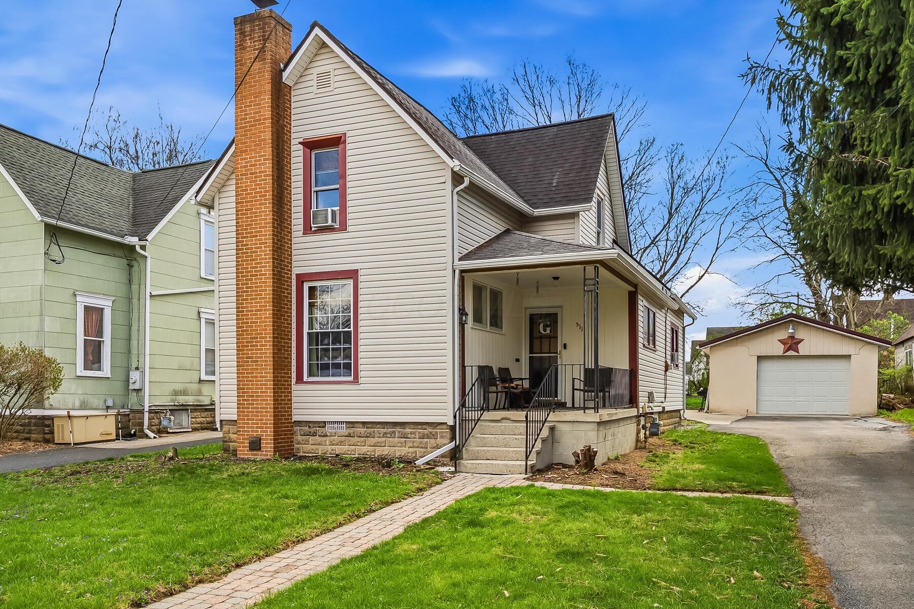 511 E 4th Street Property Photo 1