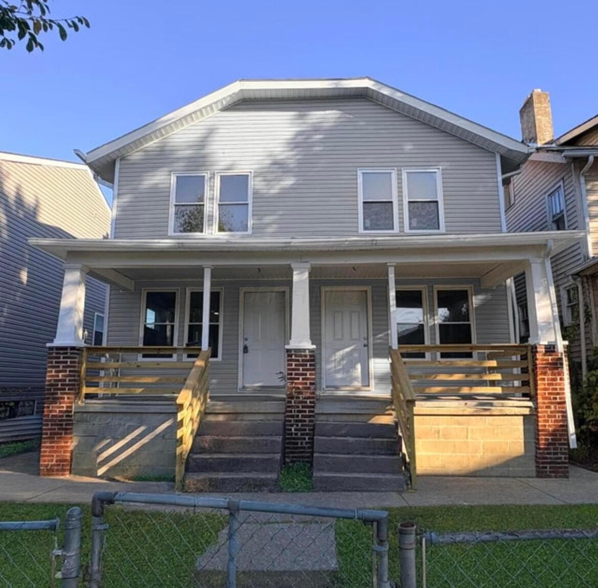 1074 E 15th Avenue Property Photo 1