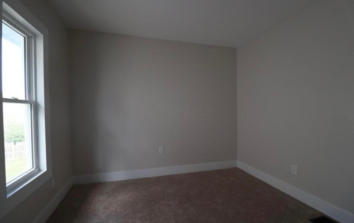 1074 E 15th Avenue Property Photo 5
