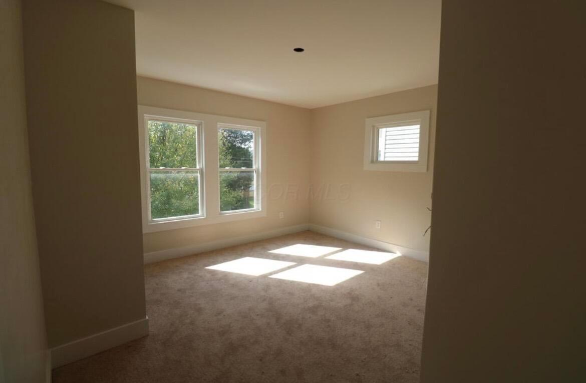 1074 E 15th Avenue Property Photo 9