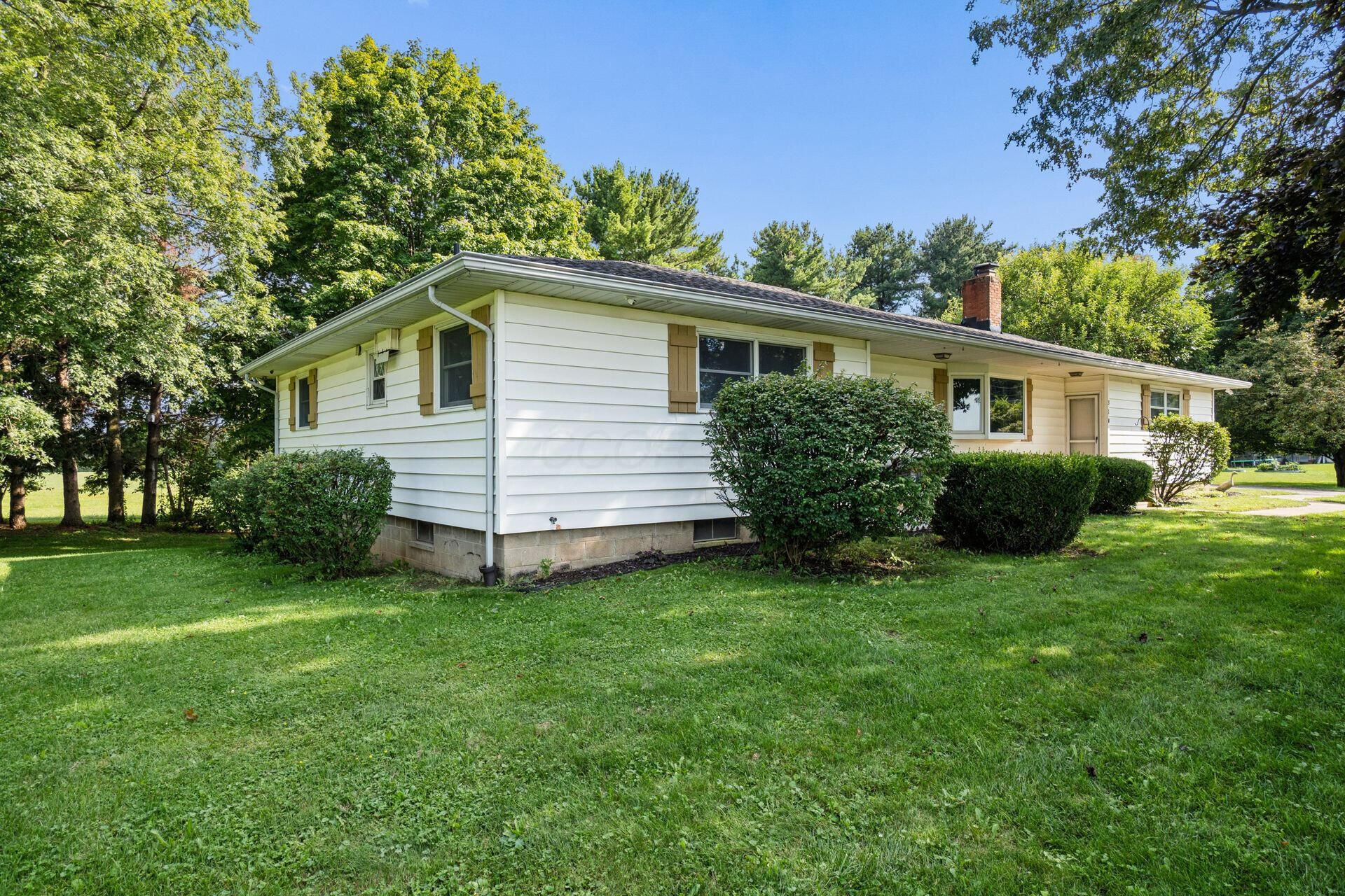 310 S Main Property Photo 3