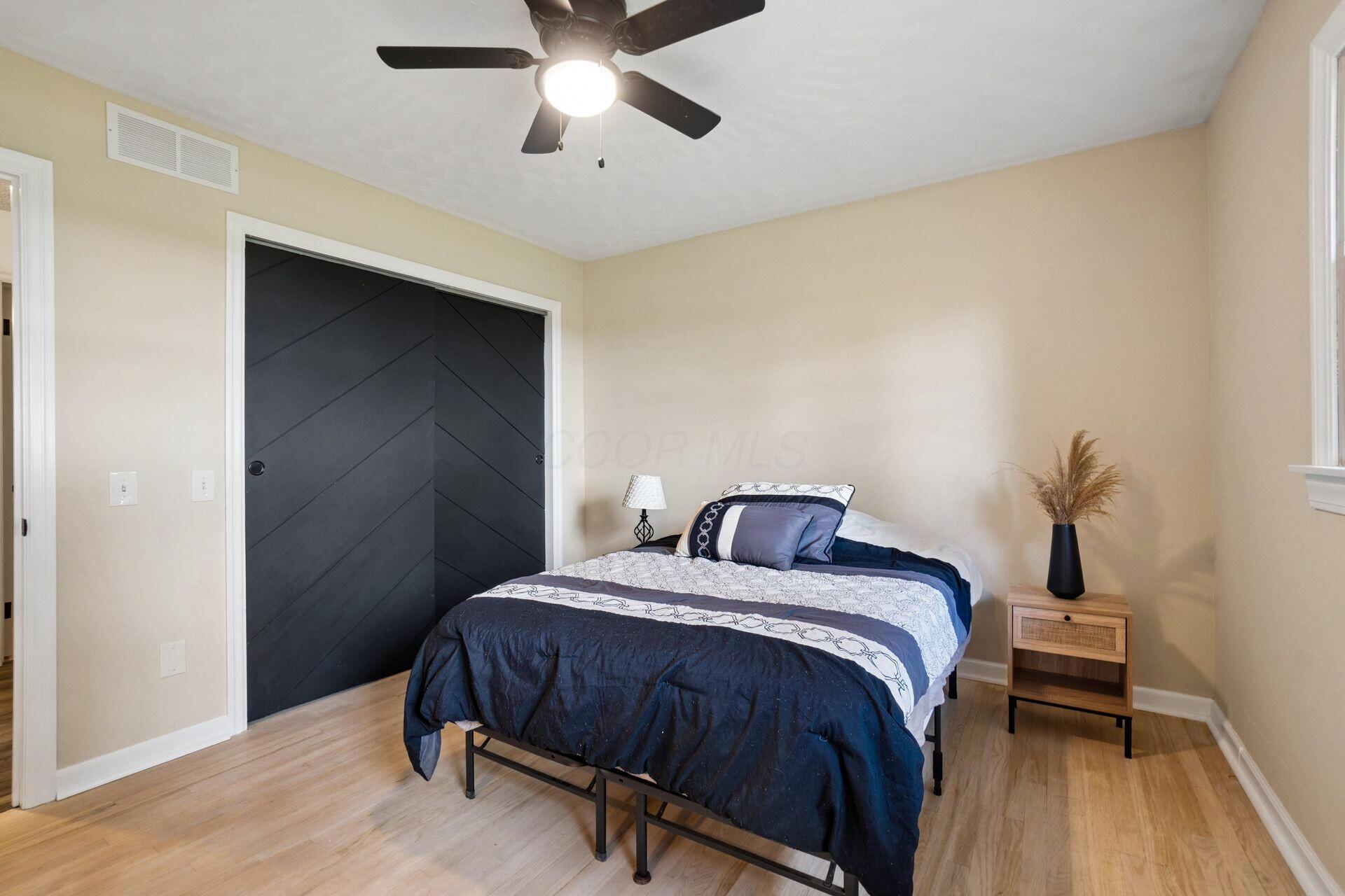 310 S Main Property Photo 6