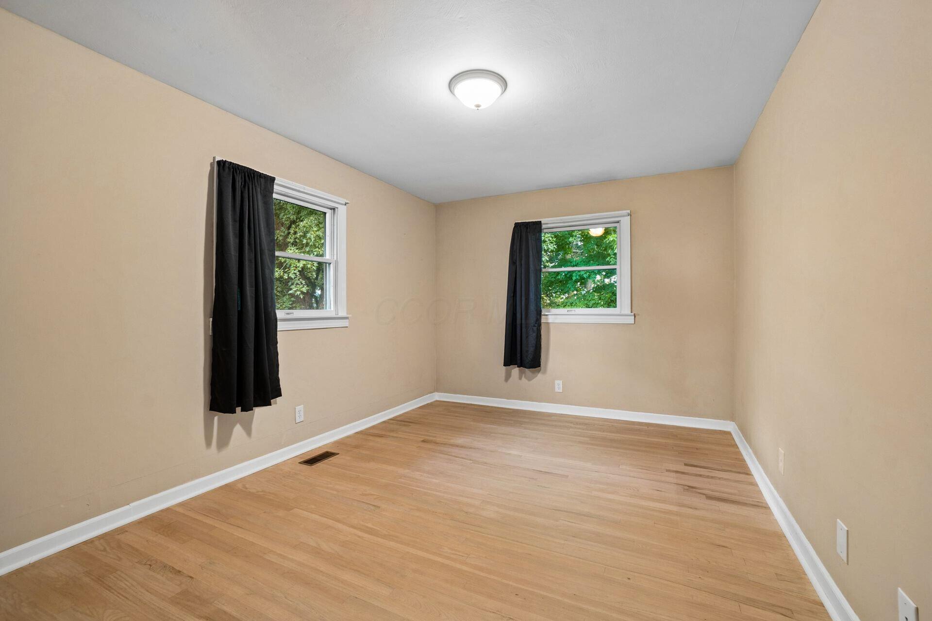 310 S Main Property Photo 7