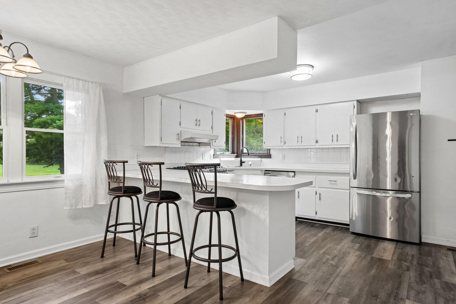 310 S Main Property Photo 13