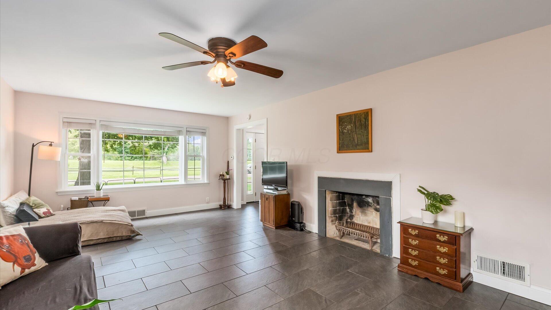 1131 Parkview Road Property Photo 11