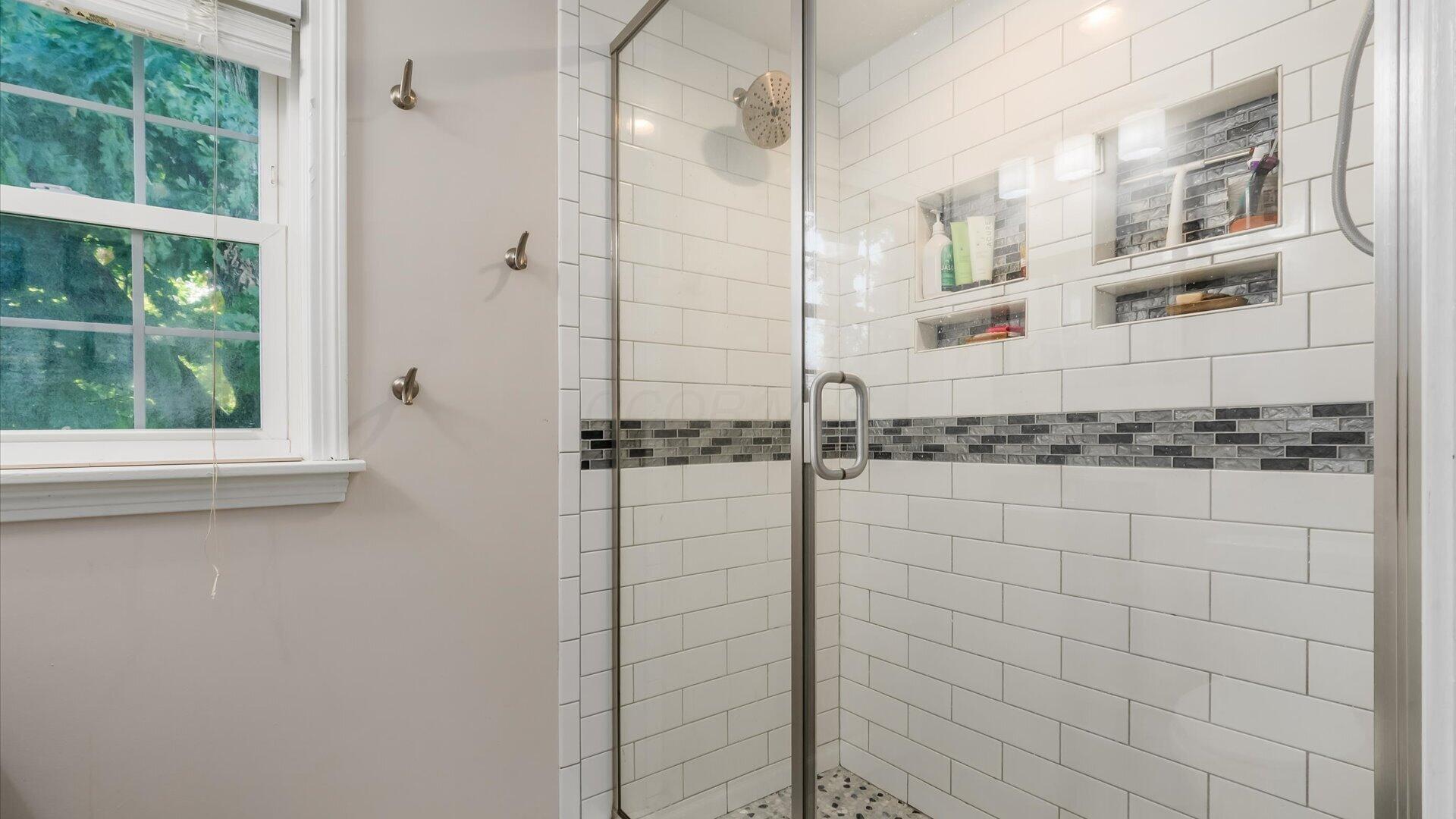 1131 Parkview Road Property Photo 15