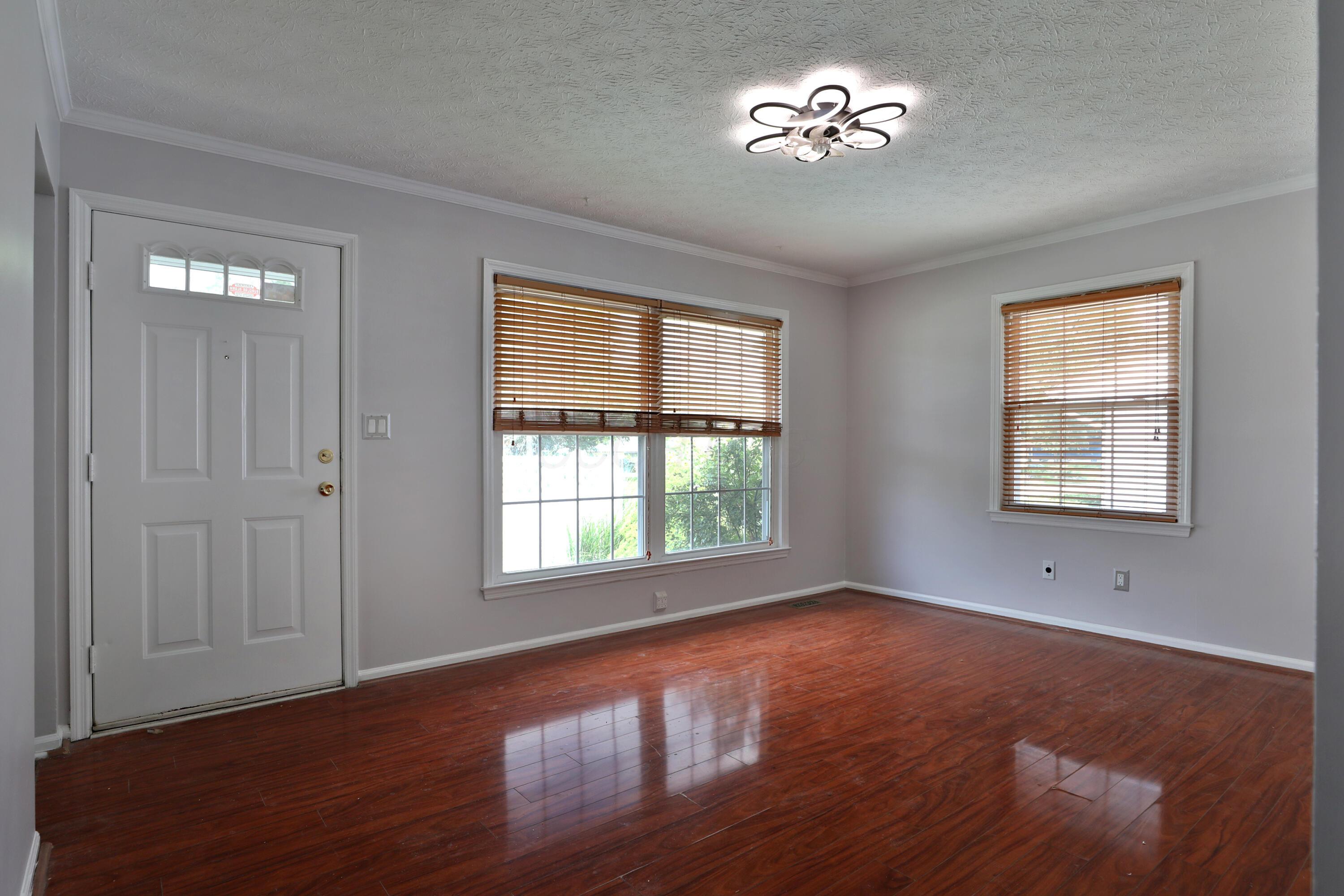 1153 Acton Road Property Photo 3